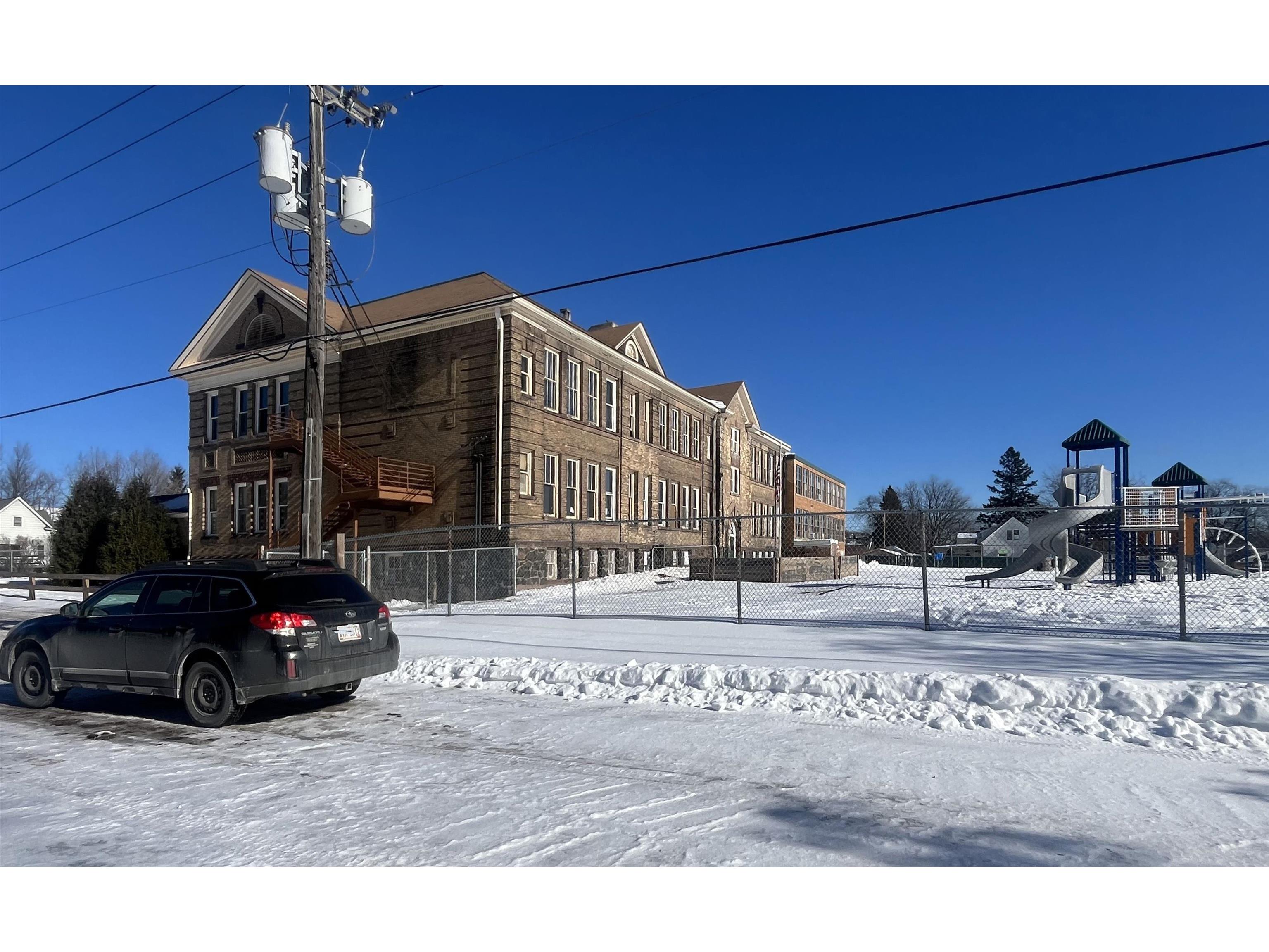 155 W Central Entrance Duluth MN 55811 6123675 image22