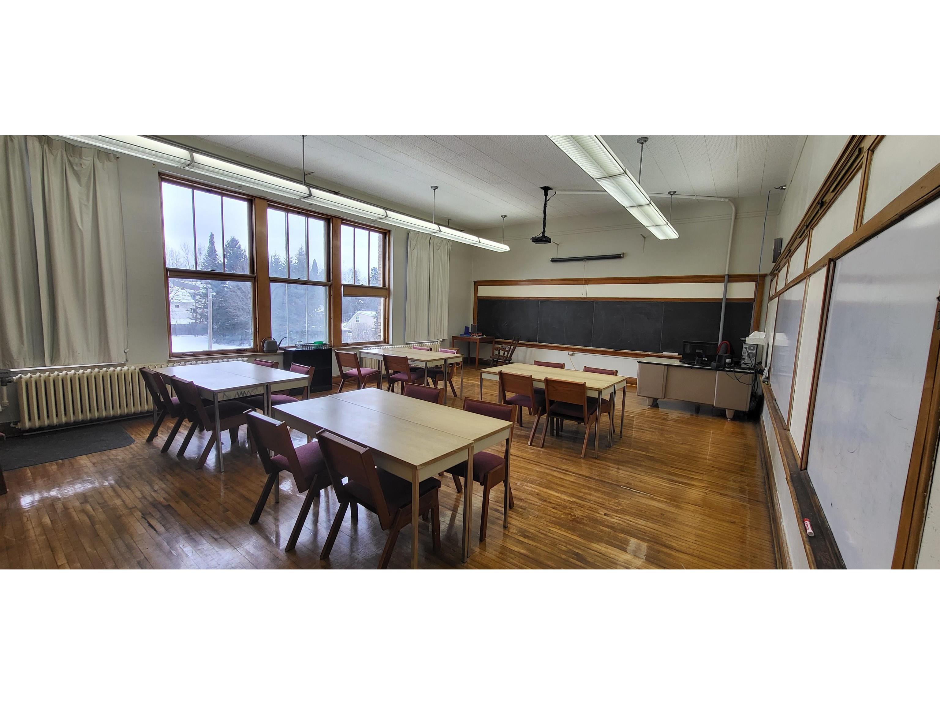 155 W Central Entrance Duluth MN 55811 6123675 image9