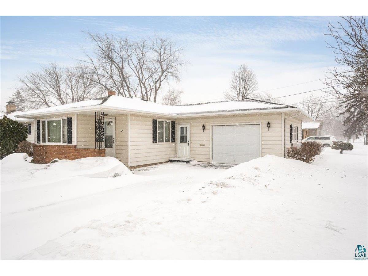 16 C Hayes Ct Superior WI 54880 6106985 image1