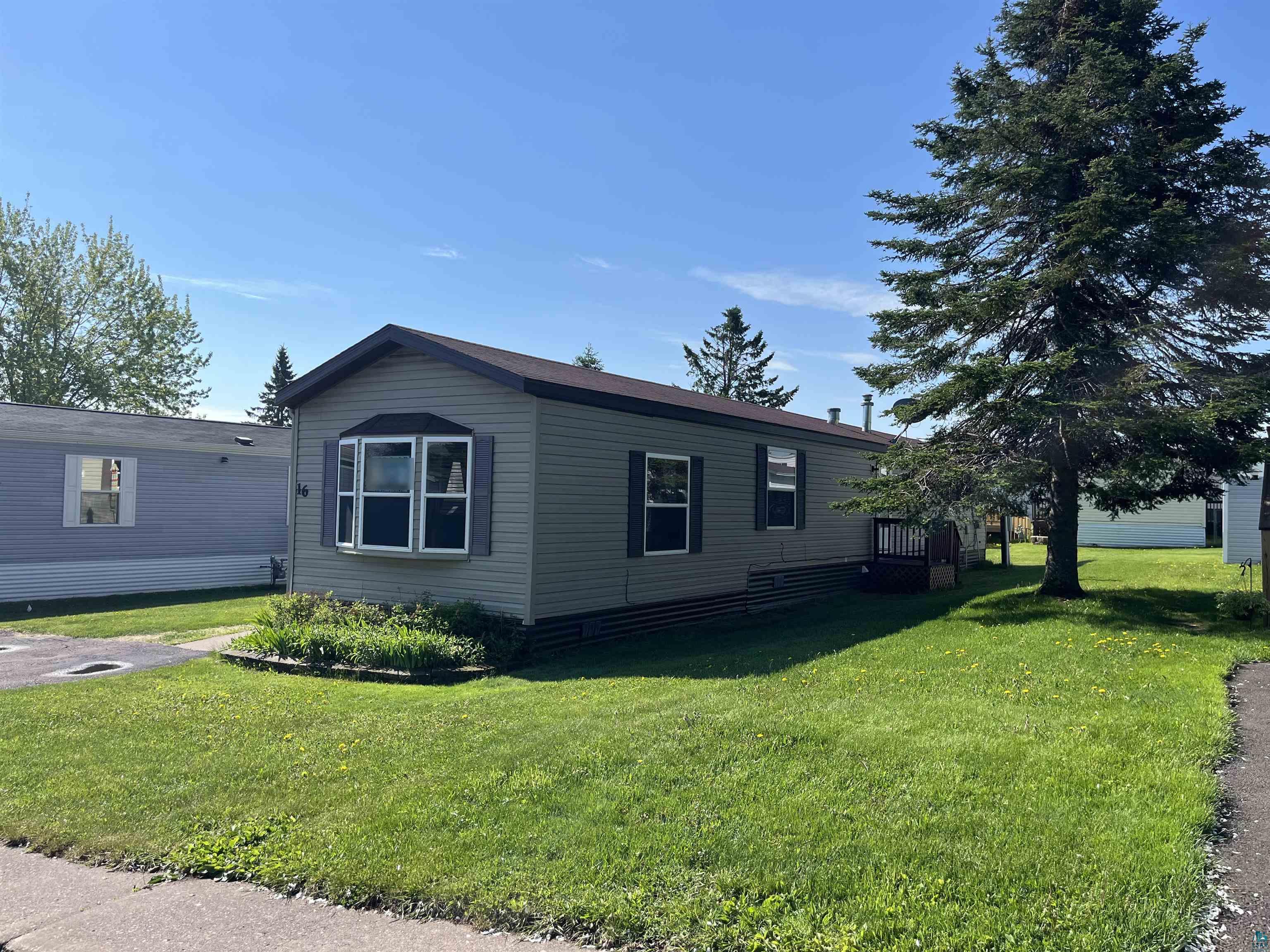 16 Kalmia Dr Duluth MN 55810 6125868 image1