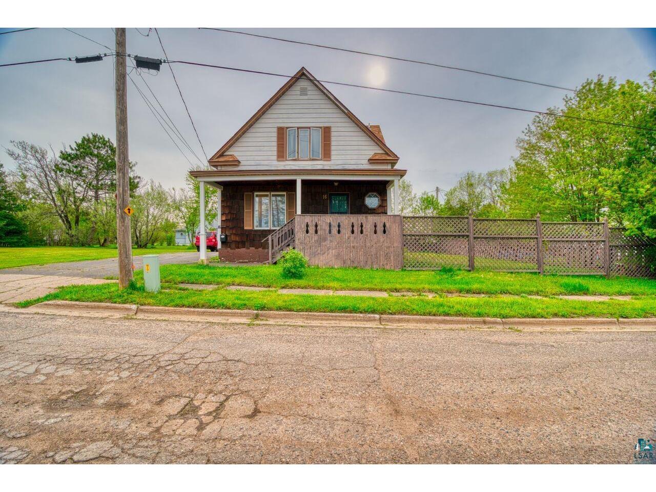 16 N 1/2 St. E. Aurora MN 55705 6113871 image1