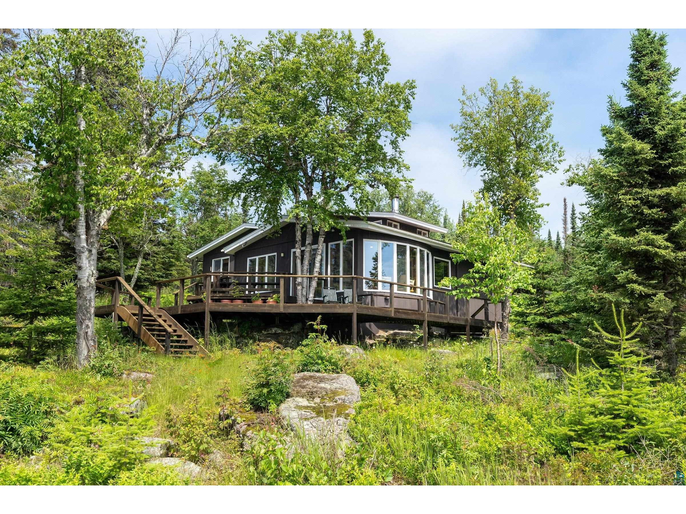 16 Skratthult Tr Grand Marais MN 55604 - Lake Superior 6110004 image1