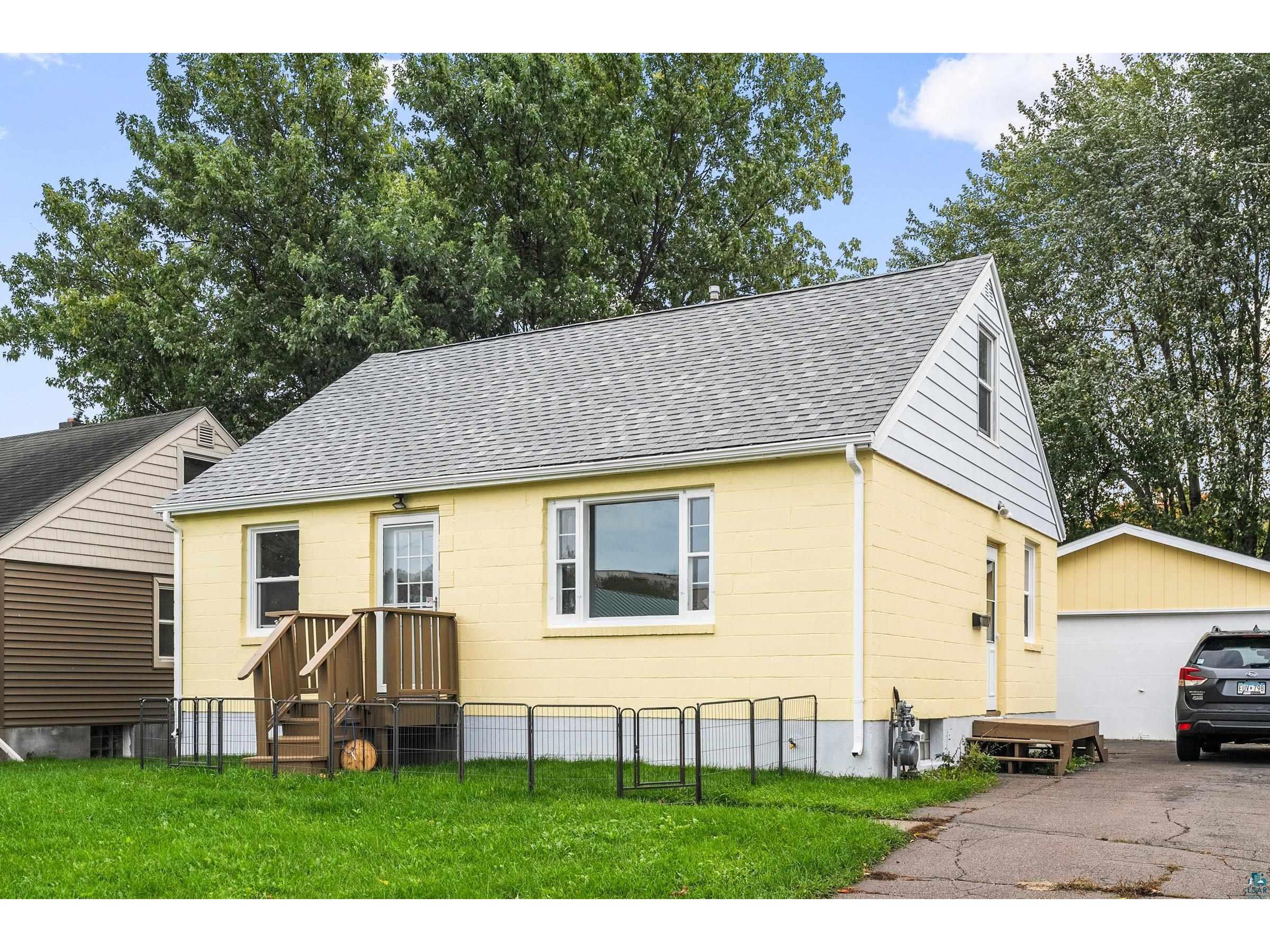16 W Palm St Duluth MN 55811 6110952 image1