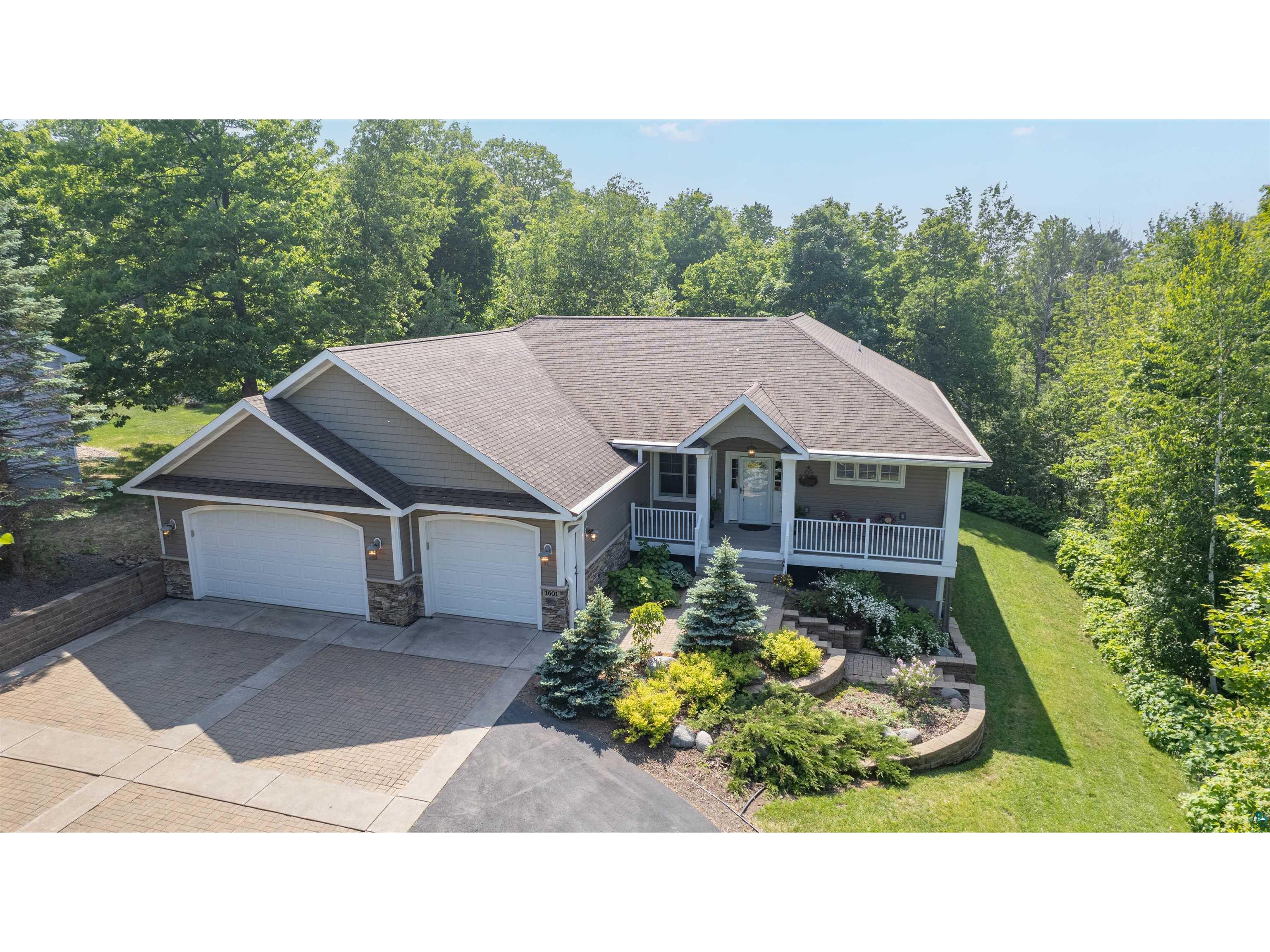 1601 Minneapolis Ave Duluth MN 55803 6108853 image1