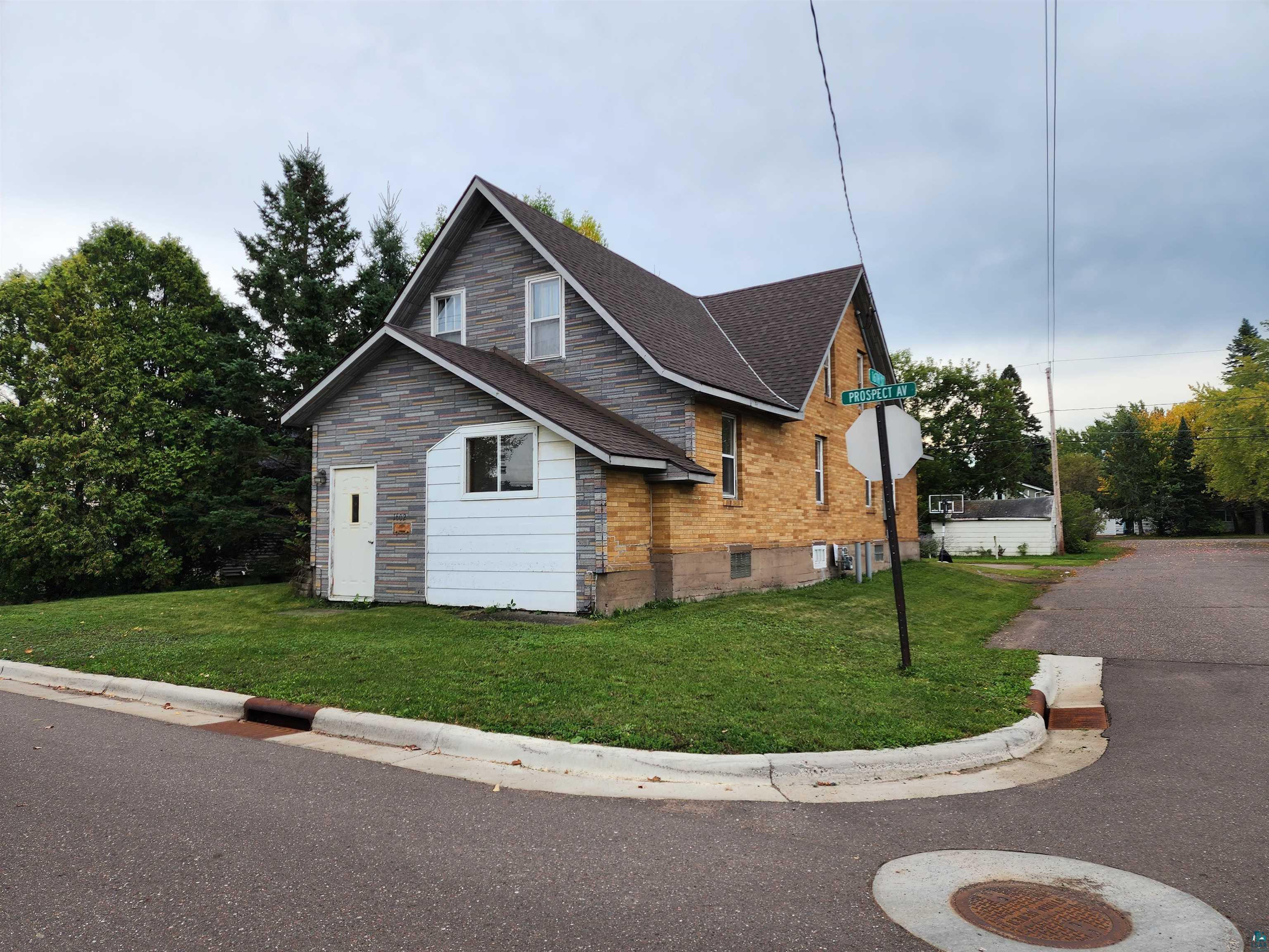 1602 Prospect Ave Cloquet MN 55720 6110858 image1
