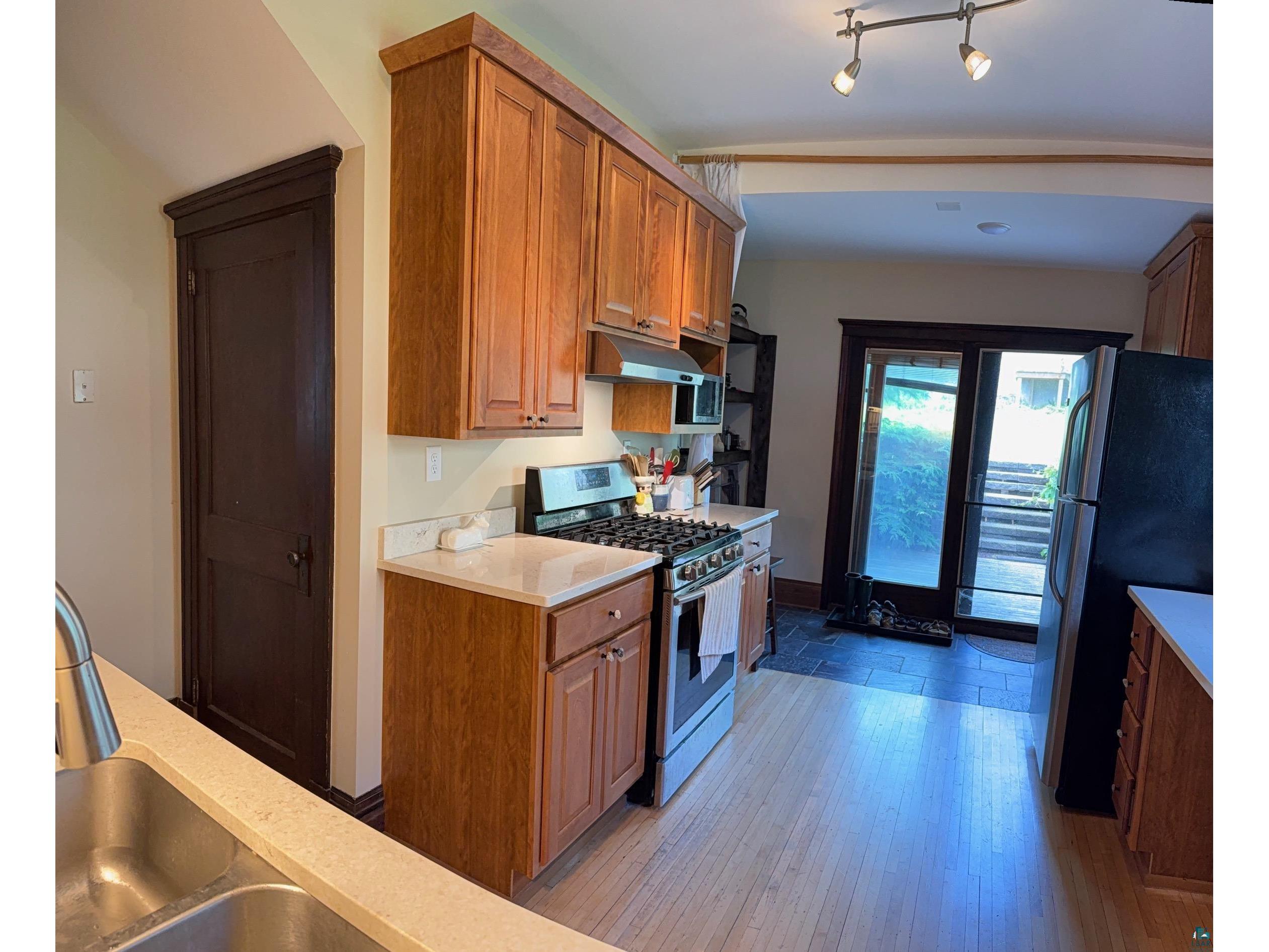 1605 E 7th St Duluth MN 55812 6126218 image7