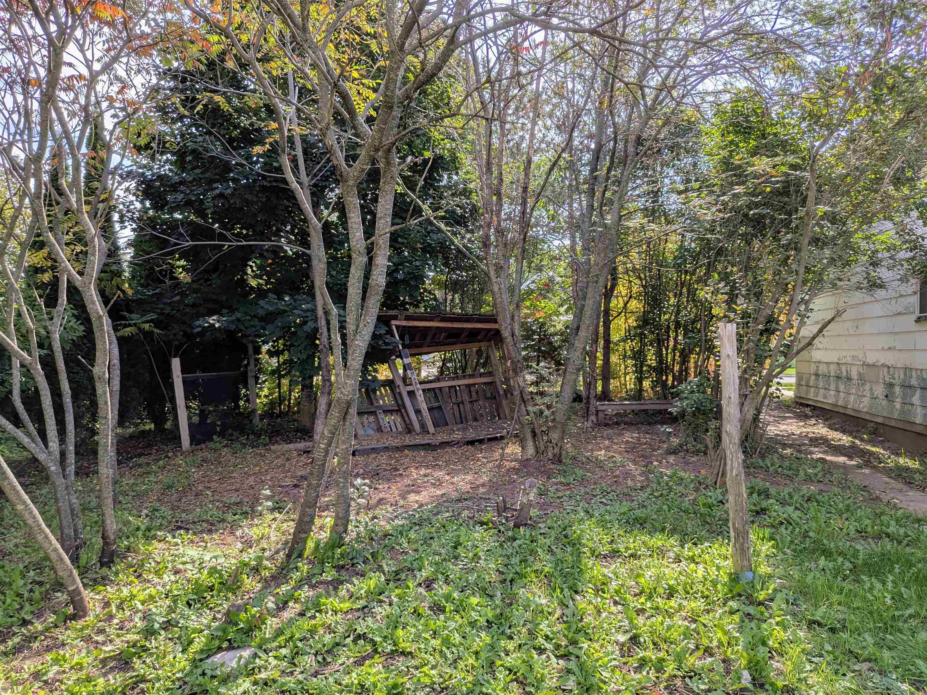 1607 6th St E Ashland WI 54806 6122216 image11