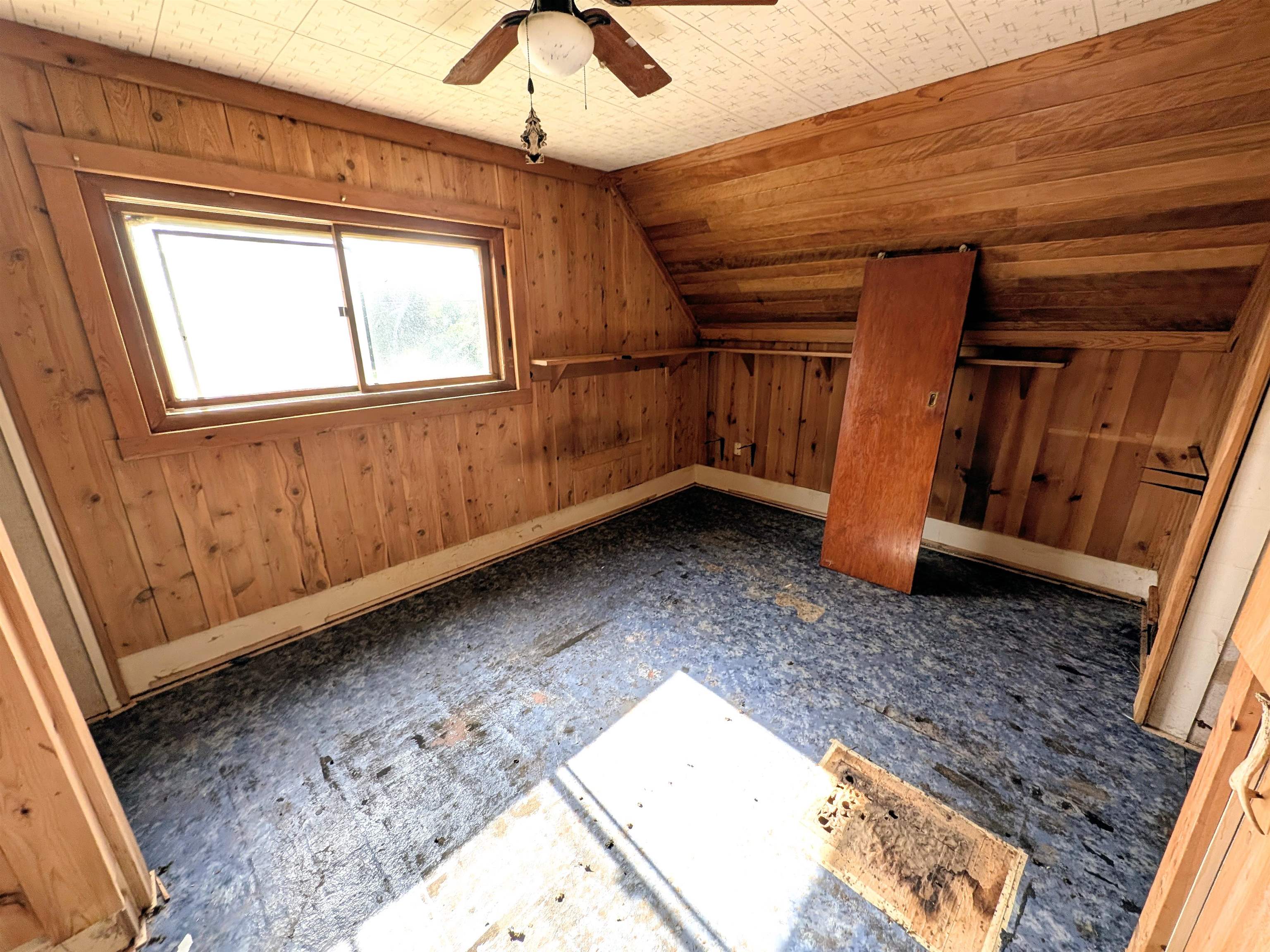 1607 6th St E Ashland WI 54806 6122216 image4