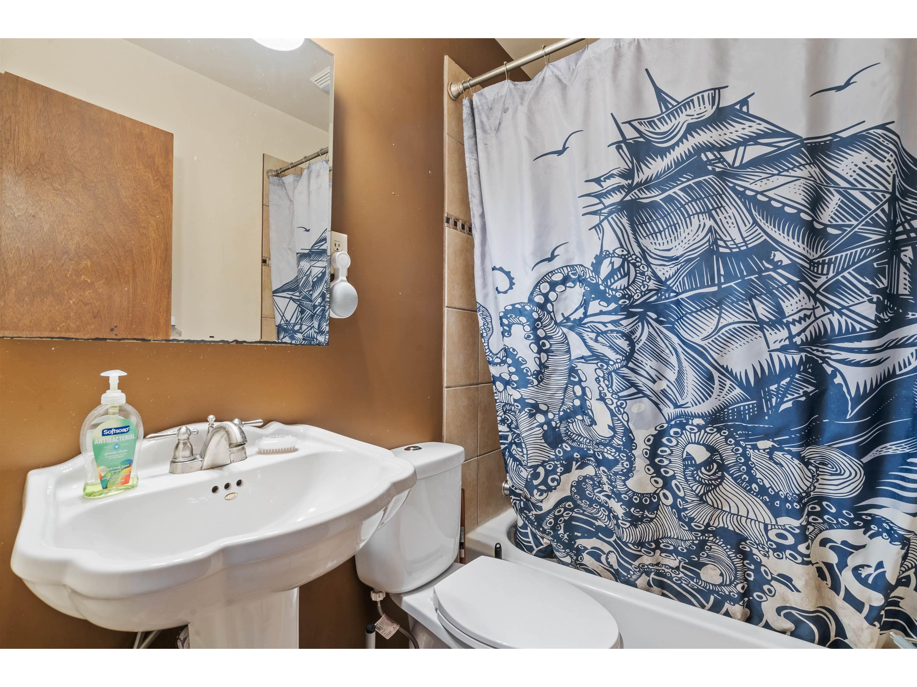 1607 Wyoming Ave Superior WI 54880 6123010 image11