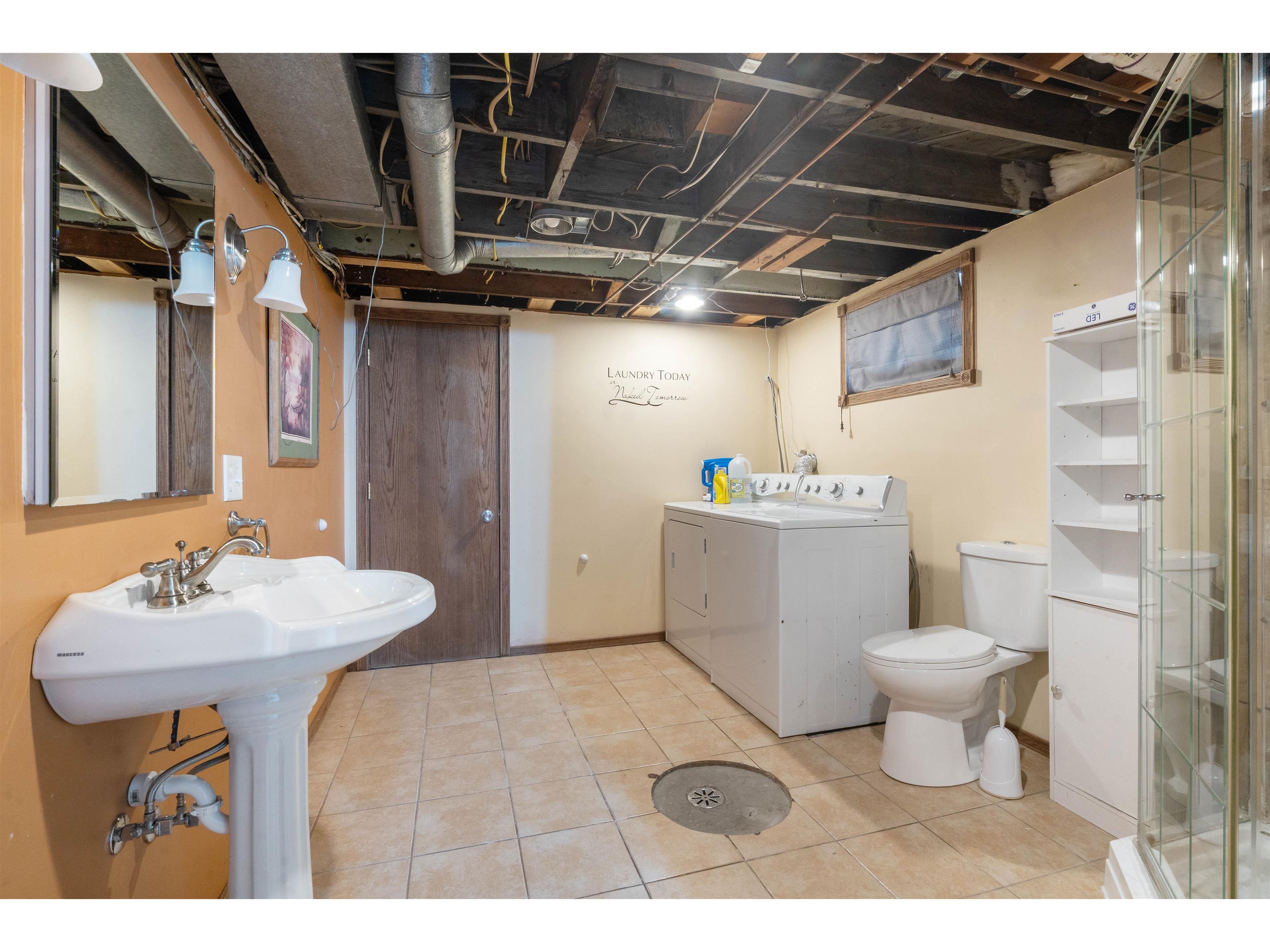 1607 Wyoming Ave Superior WI 54880 6123010 image19