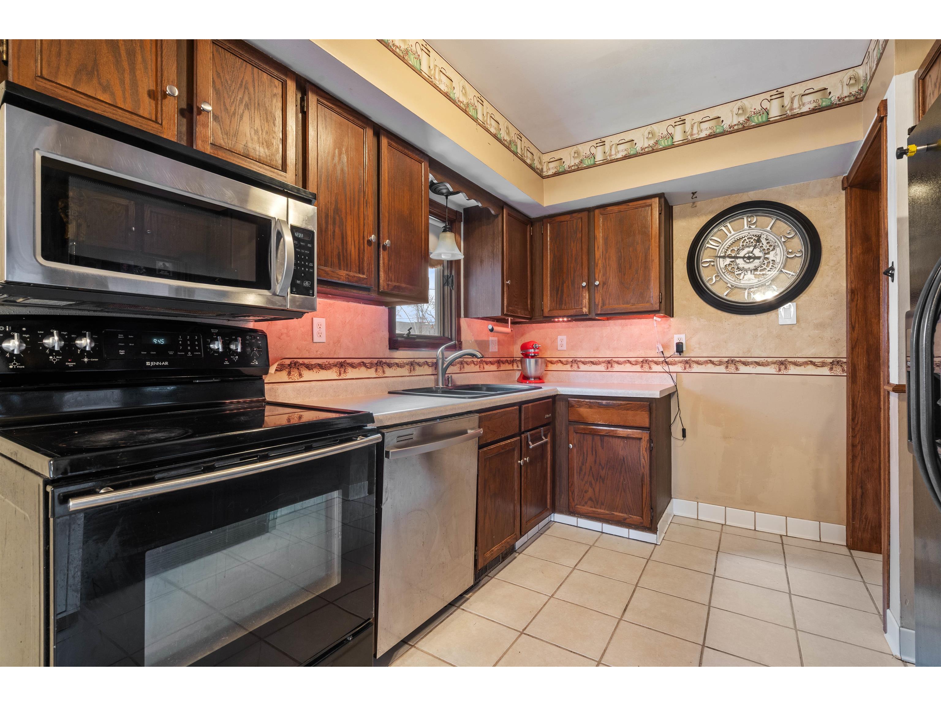 1607 Wyoming Ave Superior WI 54880 6123010 image9