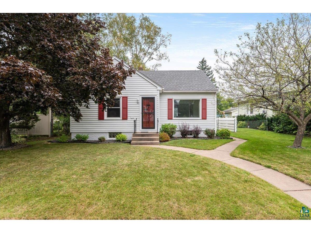 1611 E 5th St Superior WI 54880 6116112 image1