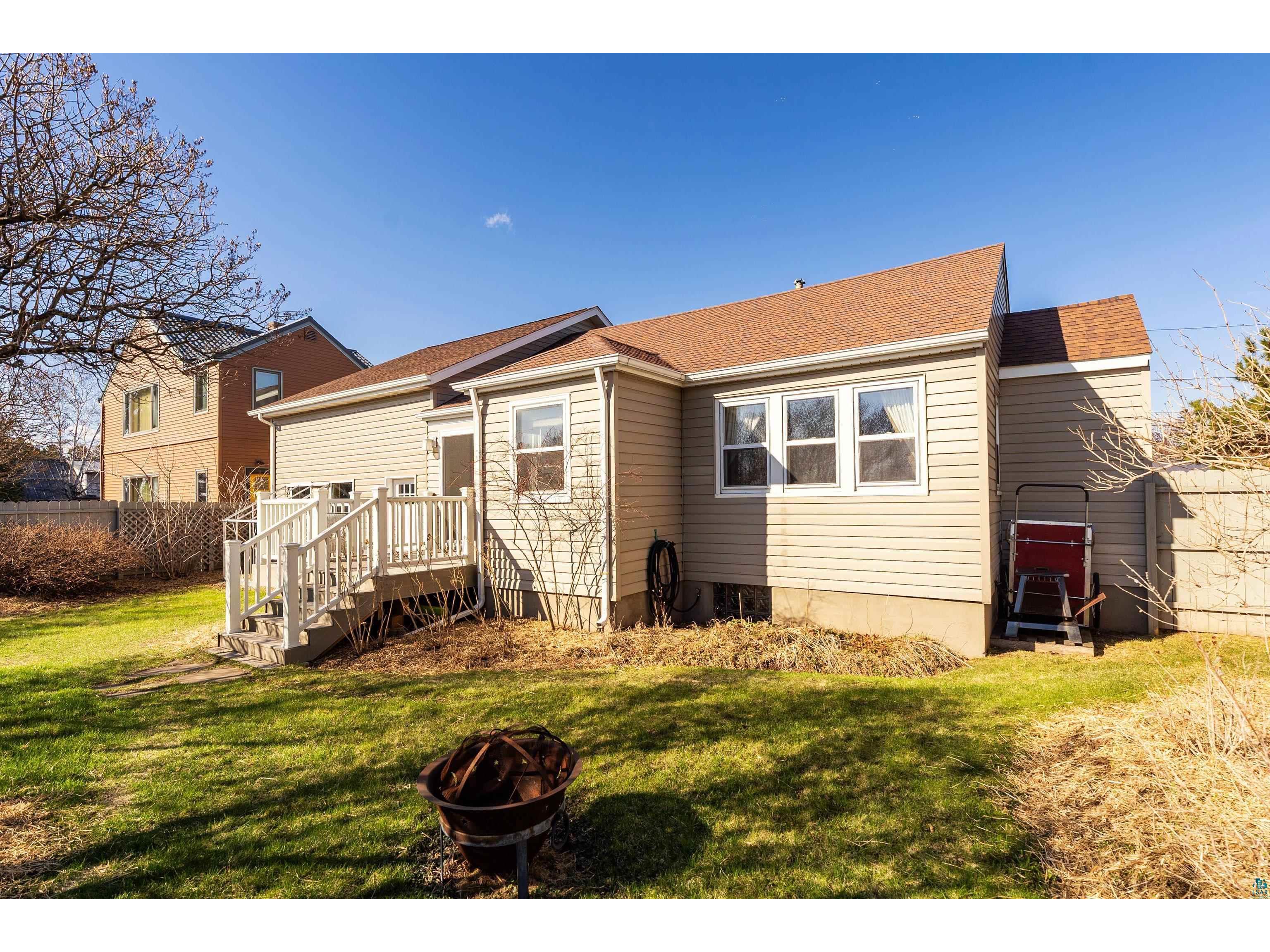 1611 S Lake Ave Duluth MN 55802 - Lake Superior 6124850 image22