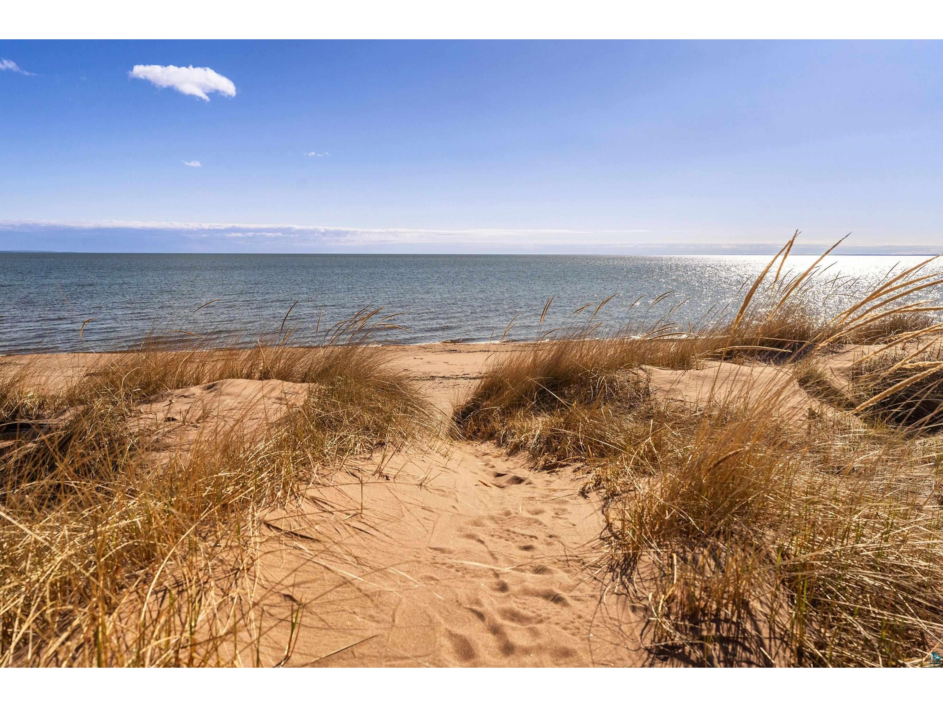 1611 S Lake Ave Duluth MN 55802 - Lake Superior 6124850 image28