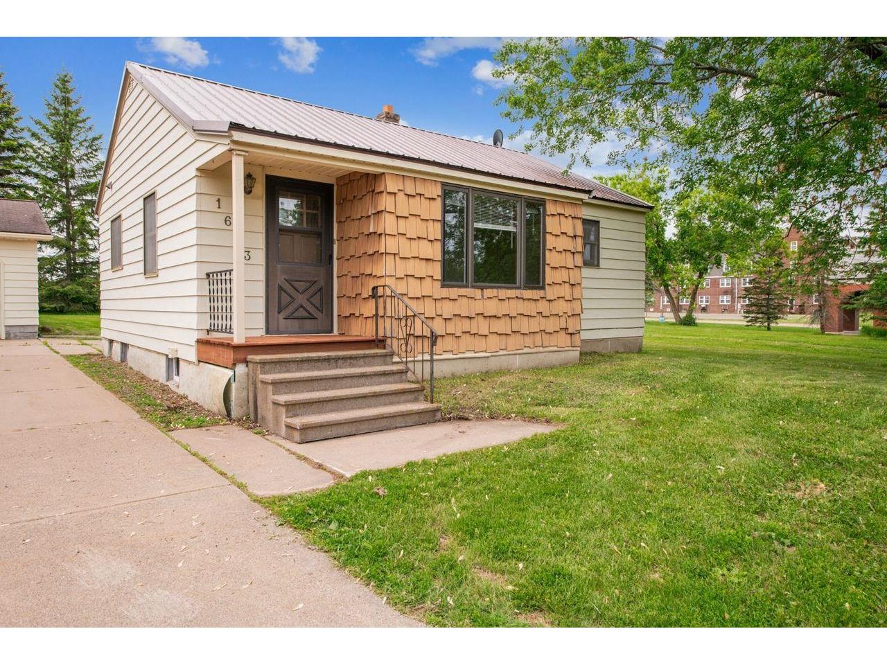 1613 Ellis Ave Ashland WI 54806 6120060 image1