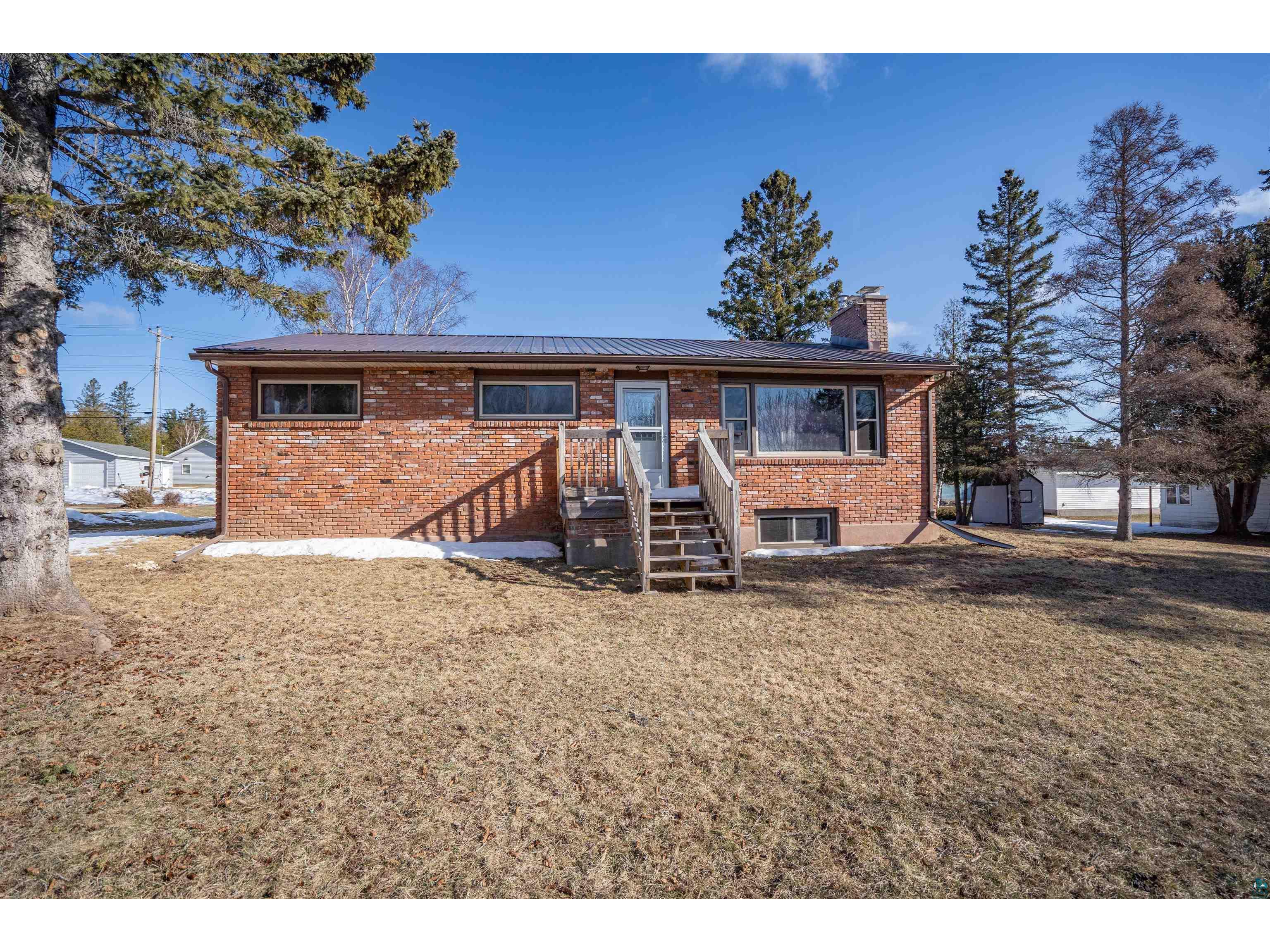 1615 8th Ave Two Harbors MN 55616 6118541 image1