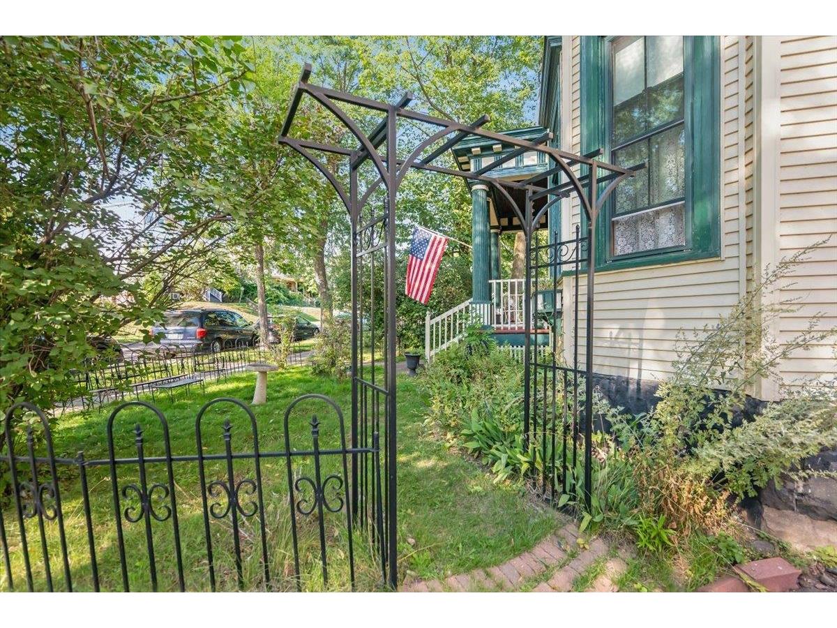 1616 E 1st St Duluth MN 55812 6121618 image42