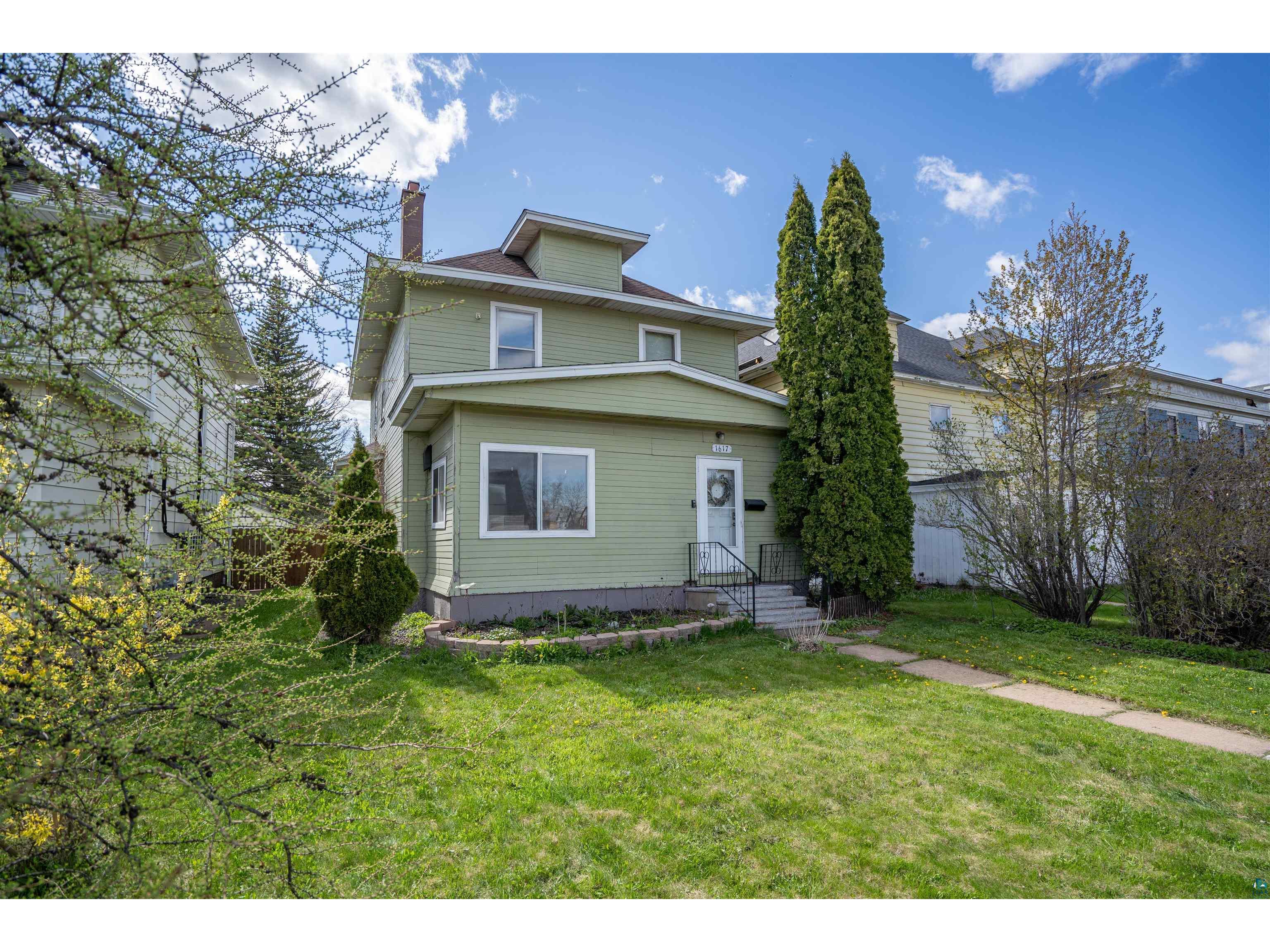 1617 Hammond Ave Superior WI 54880 6113728 image1