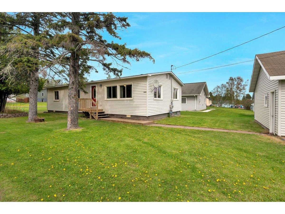 1632 9th Ave Two Harbors MN 55616 6119449 image1