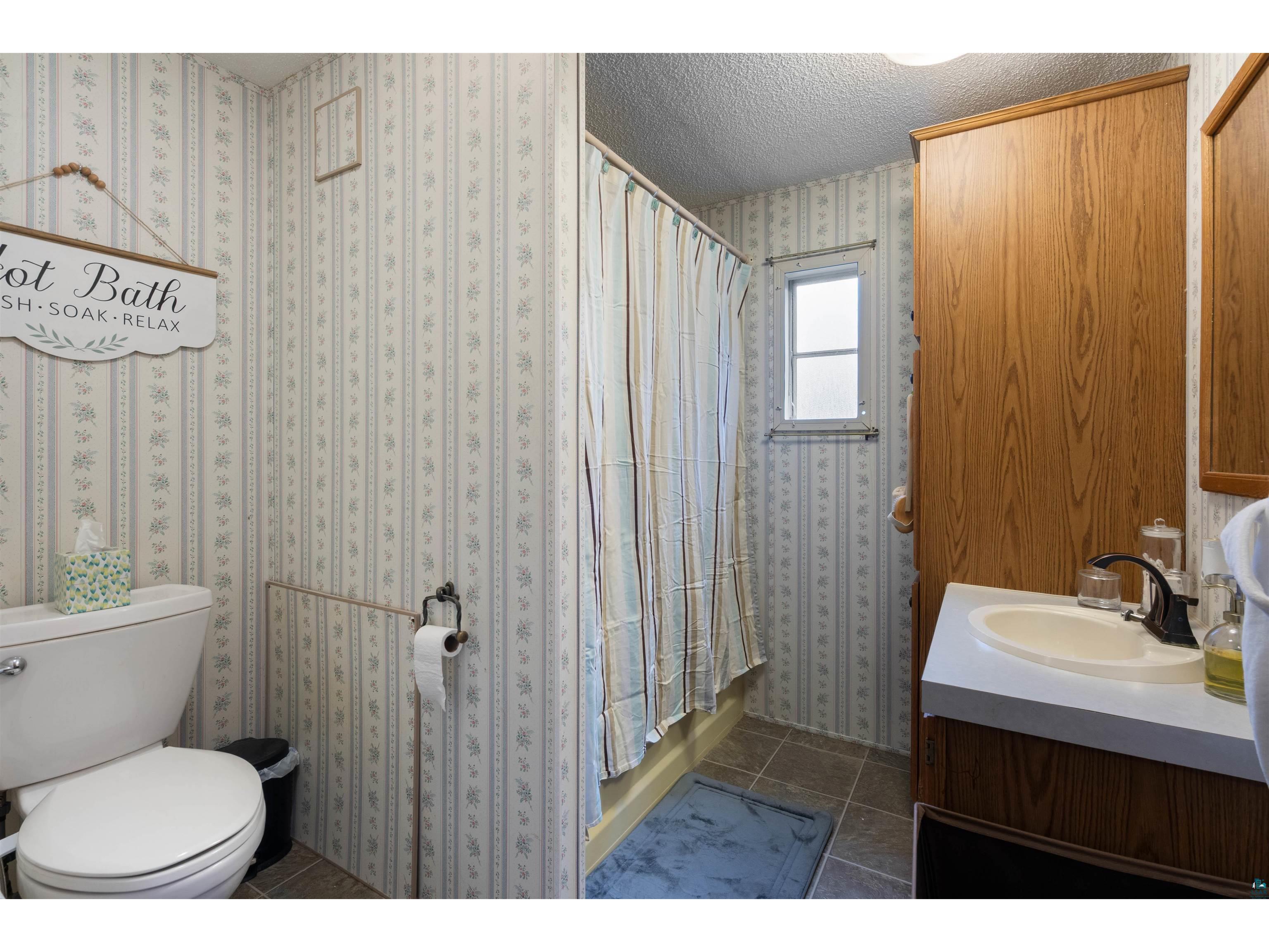 16656 S Eagle Point Rd Wascott WI 54859 - Minong Flowage 6126210 image18