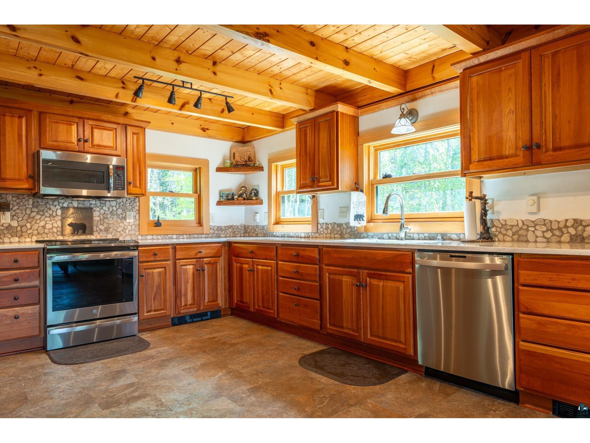 1675 Bradach Rd Ely MN 55731 - Armstrong Lake 6125831 image8