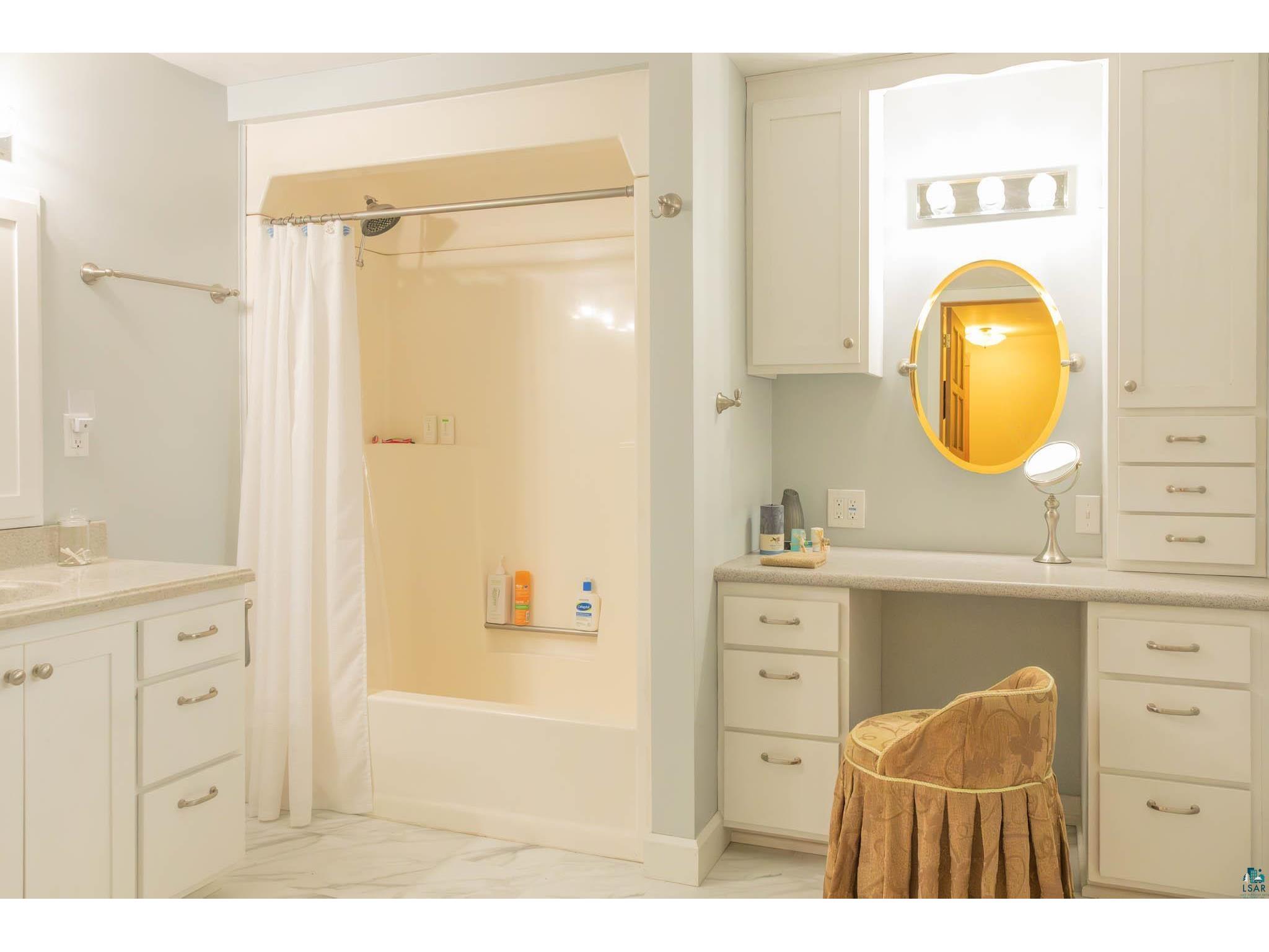 17 S 1st St Bayfield WI 54814 6124926 image16