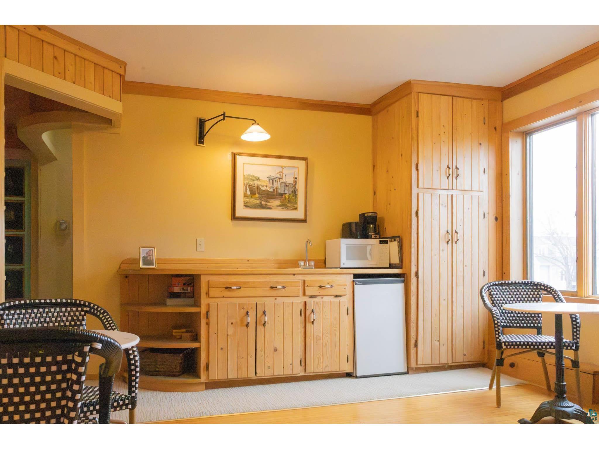 17 S 1st St Bayfield WI 54814 6124926 image24