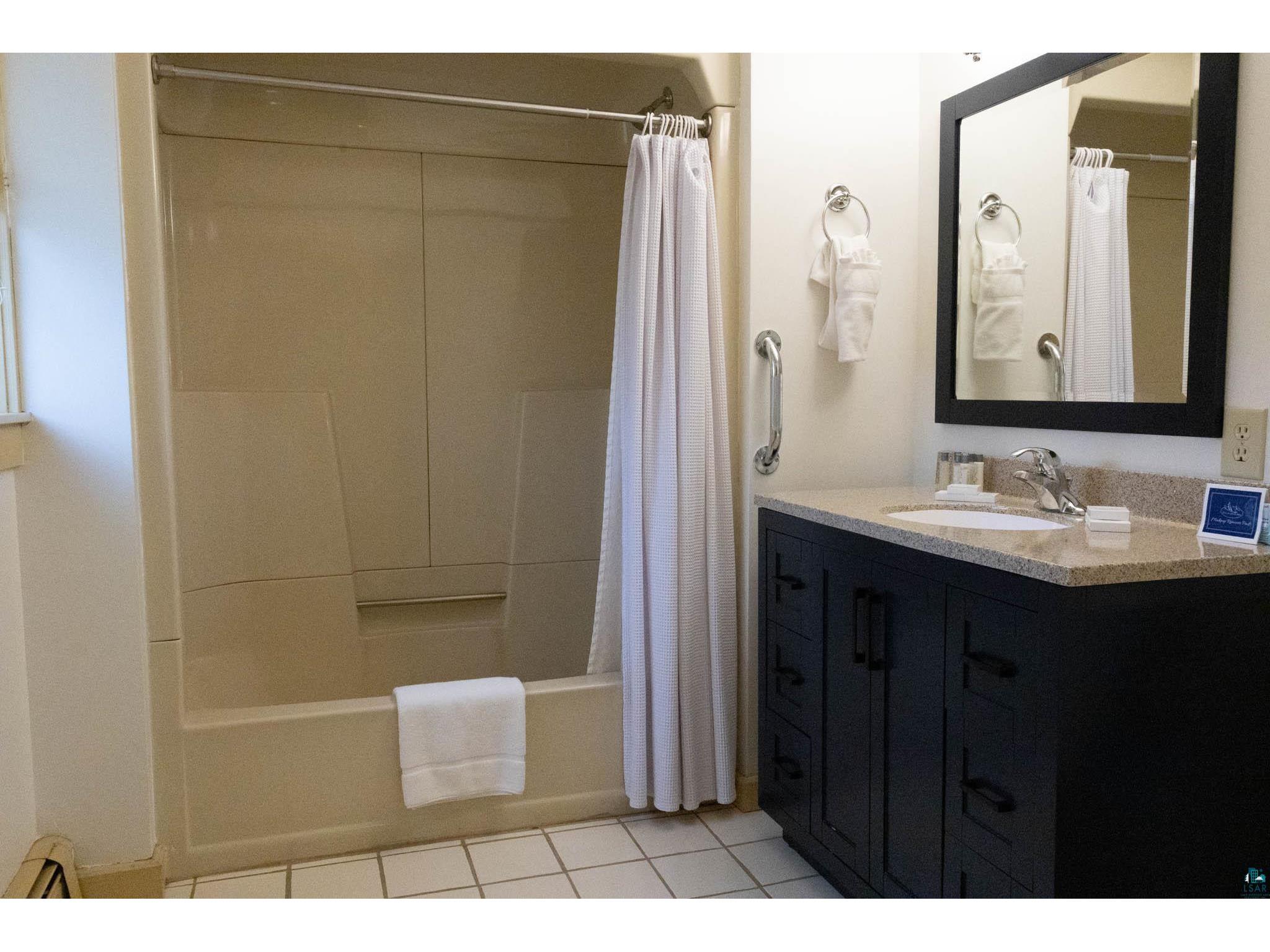 17 S 1st St Bayfield WI 54814 6124926 image28