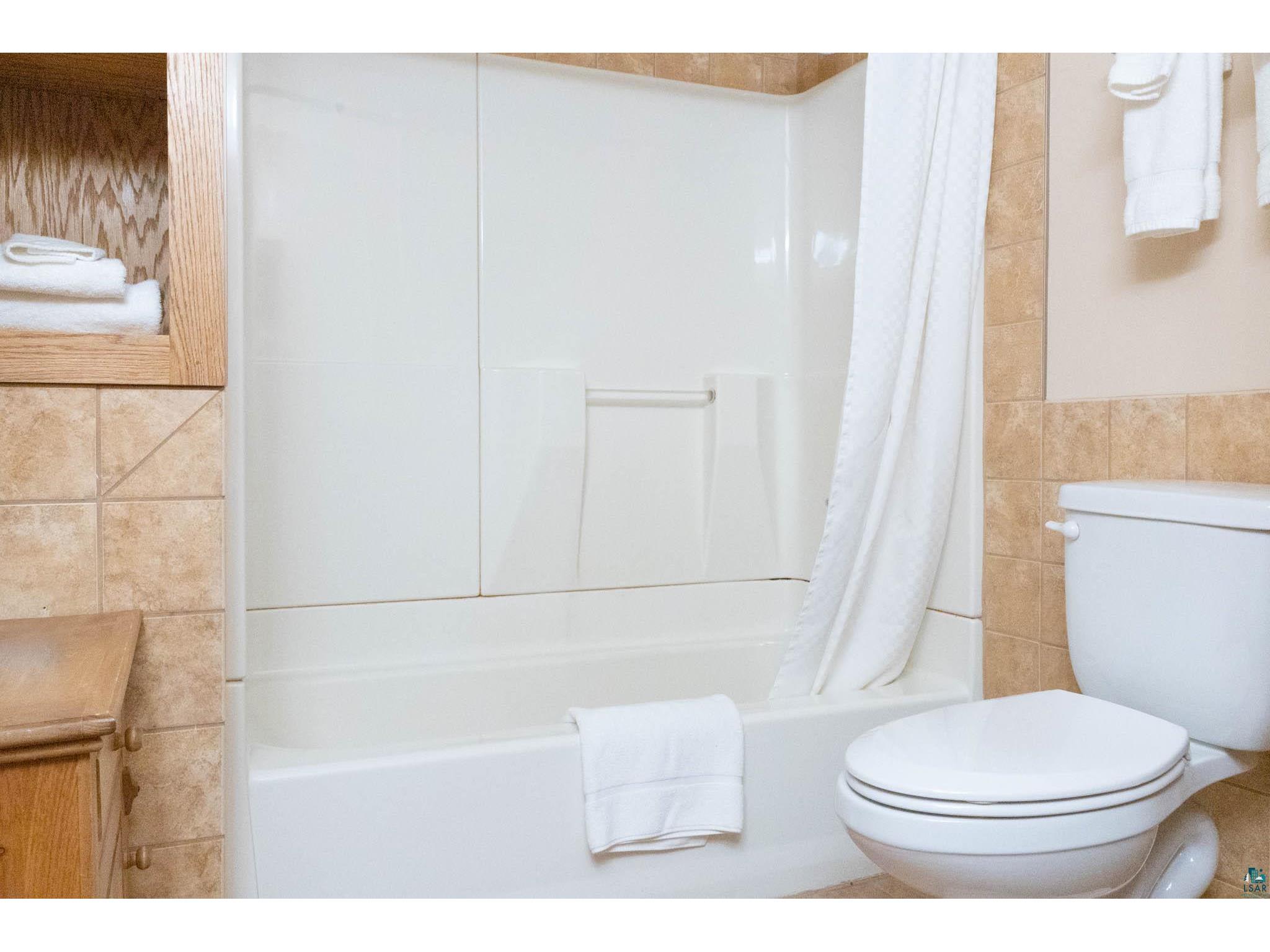 17 S 1st St Bayfield WI 54814 6124926 image32