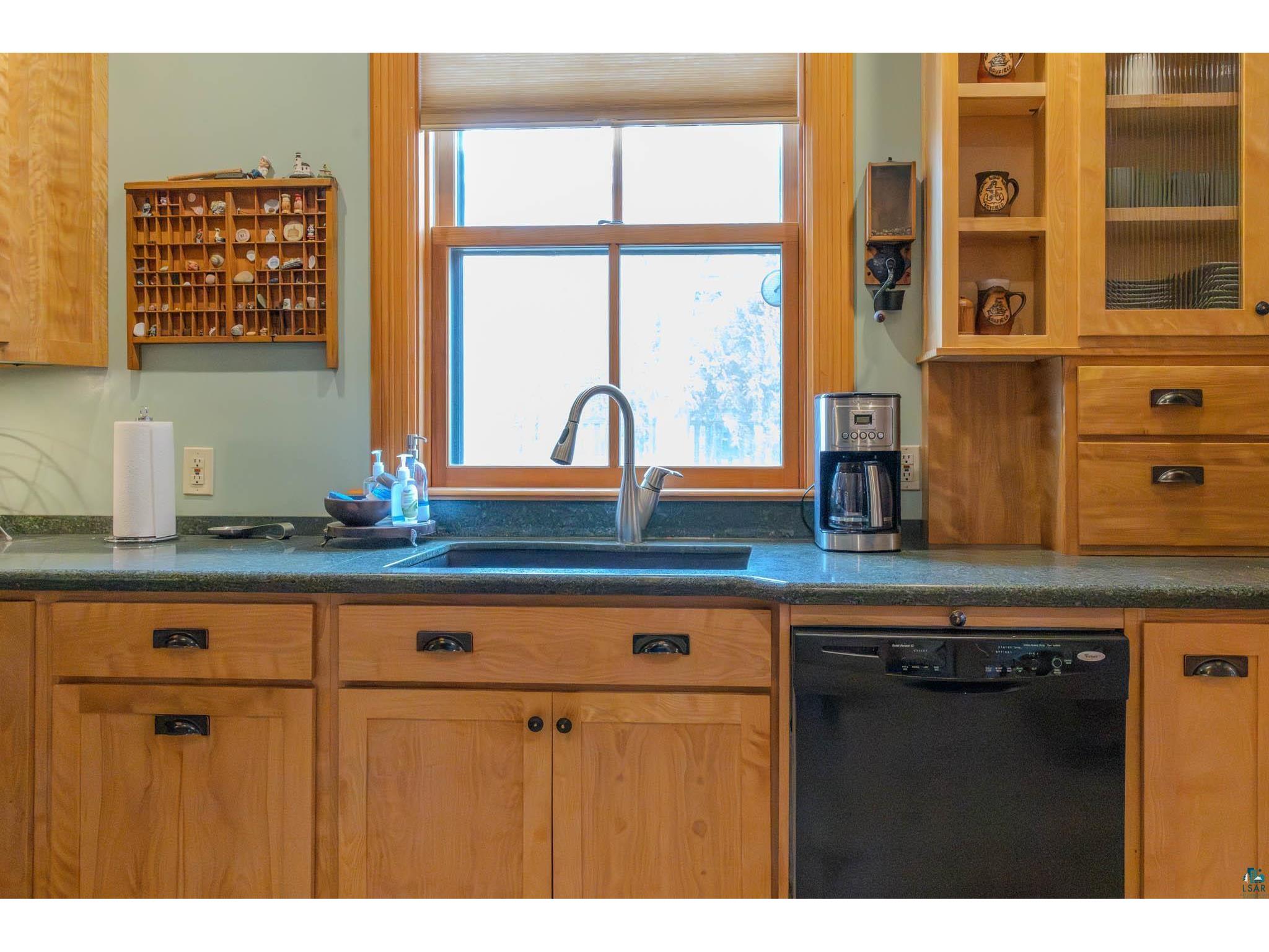 17 S 1st St Bayfield WI 54814 6124926 image6