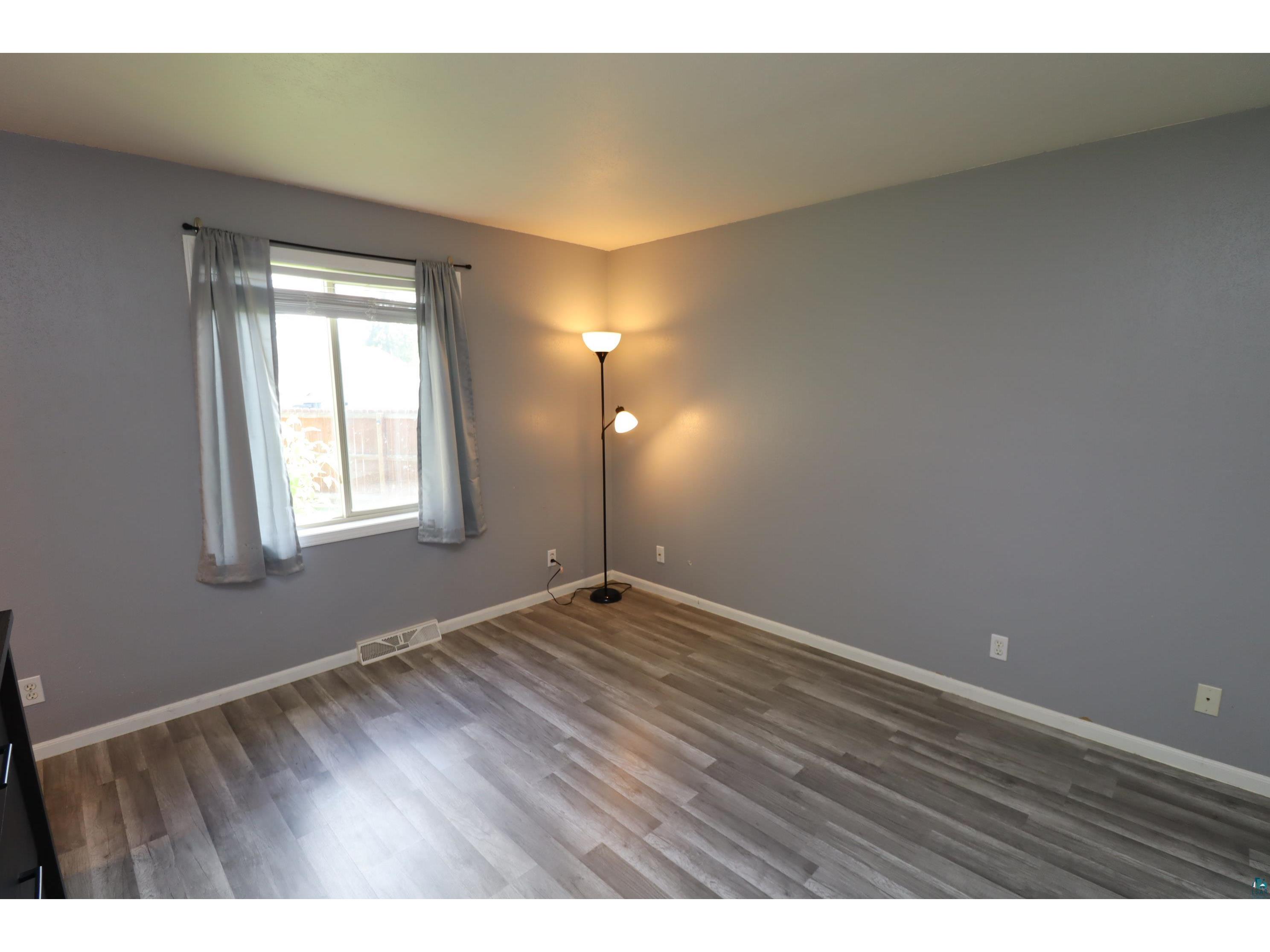 1700 Cary St Ashland WI 54806 6126091 image14