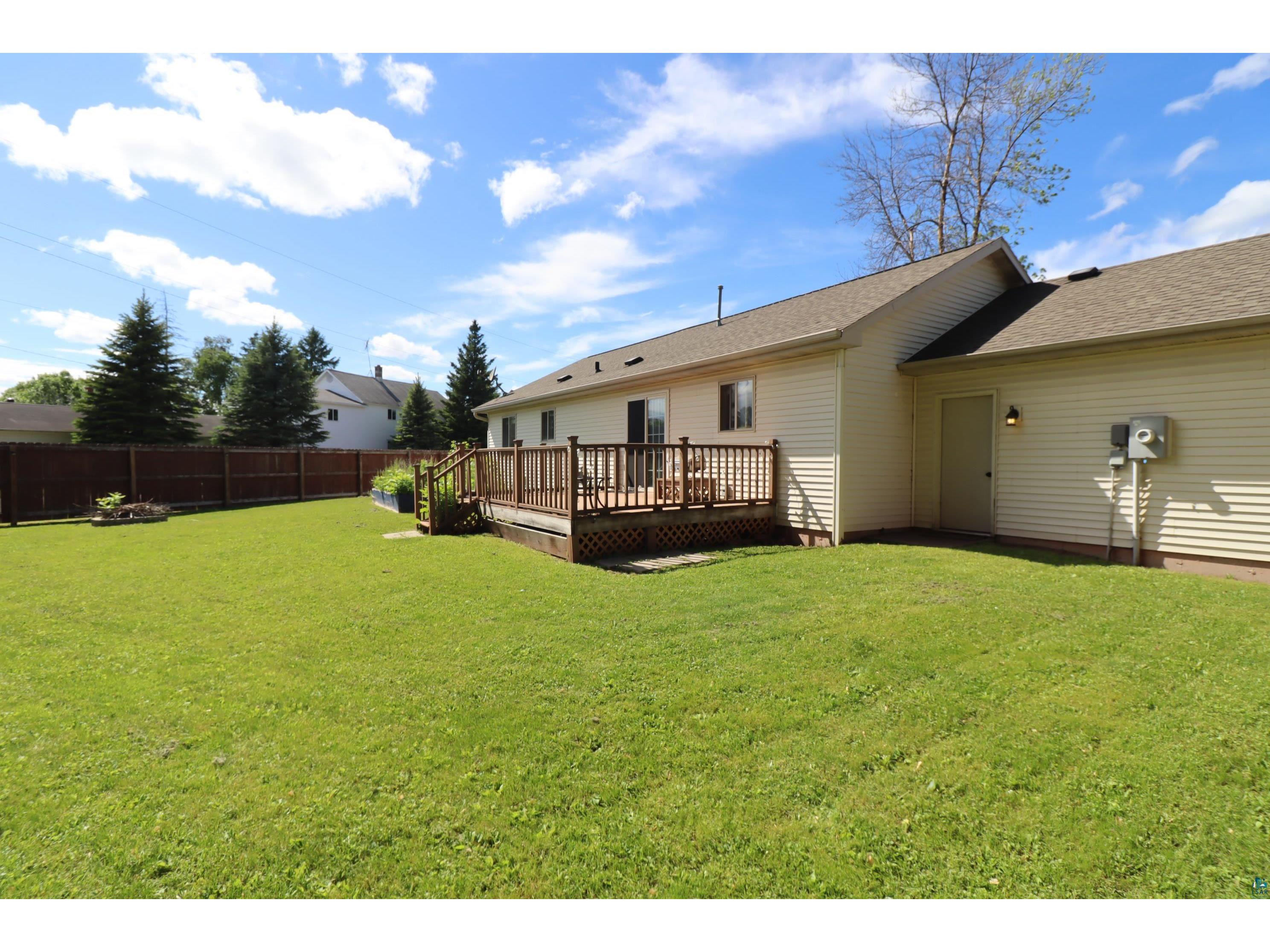 1700 Cary St Ashland WI 54806 6126091 image2