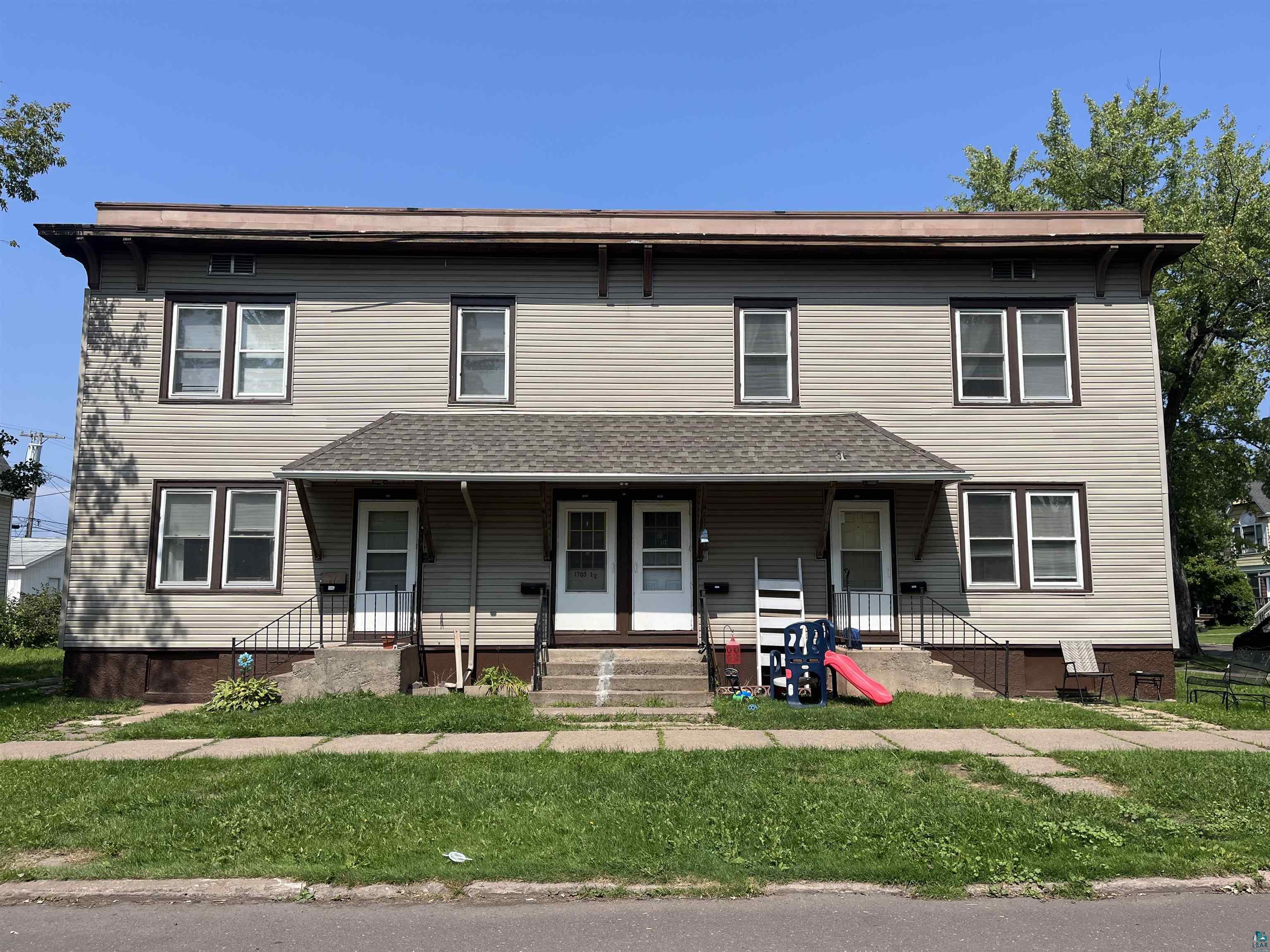 1701 N 22nd St Superior WI 54880 6115621 image1