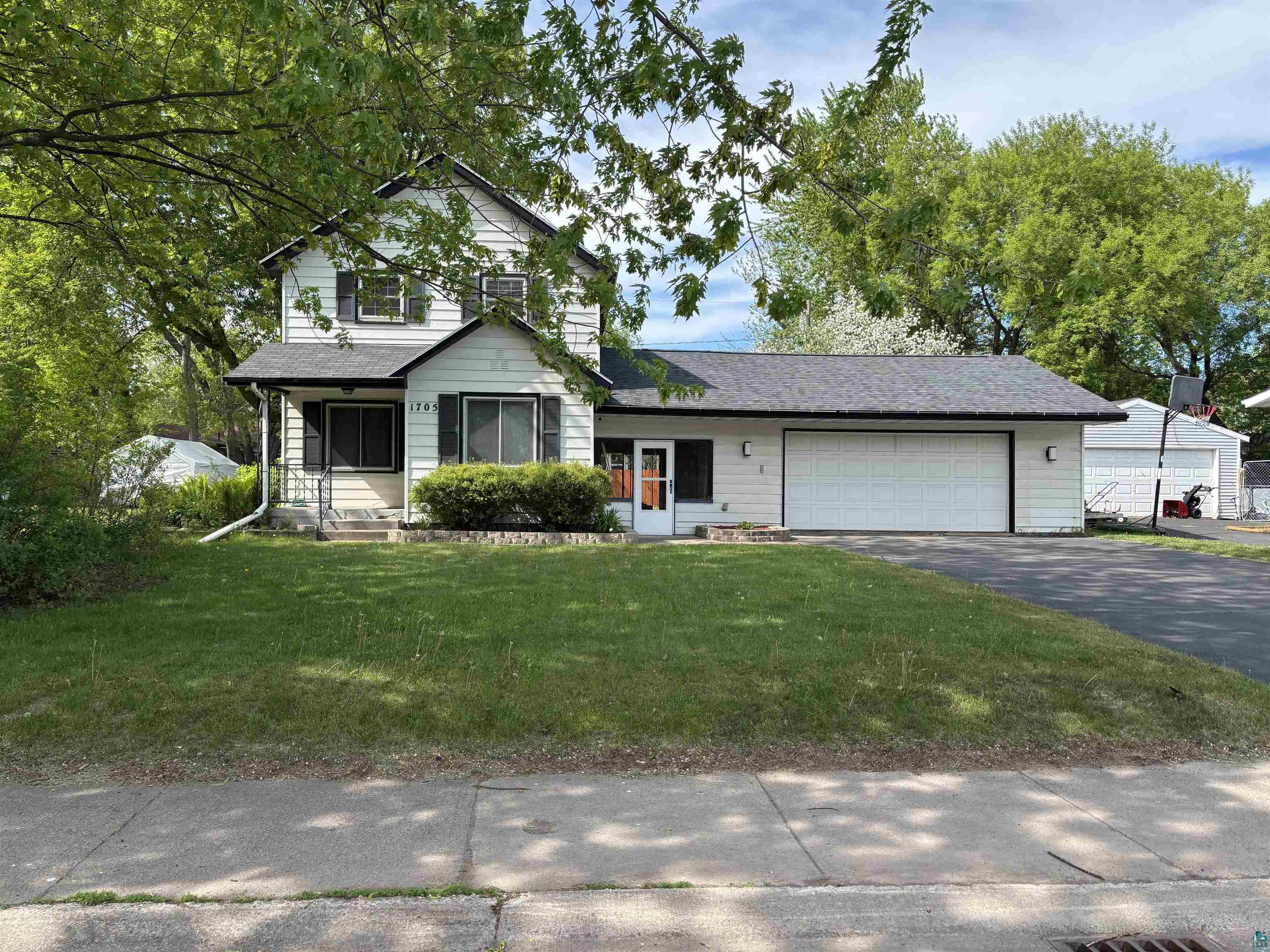 1705 Doddridge Ave Cloquet MN 55720 6125680 image1