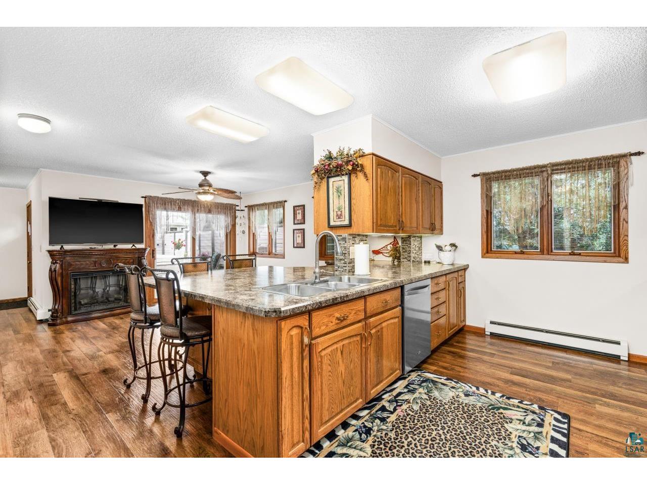1708 E 8th St Superior WI 54880 6125110 image10