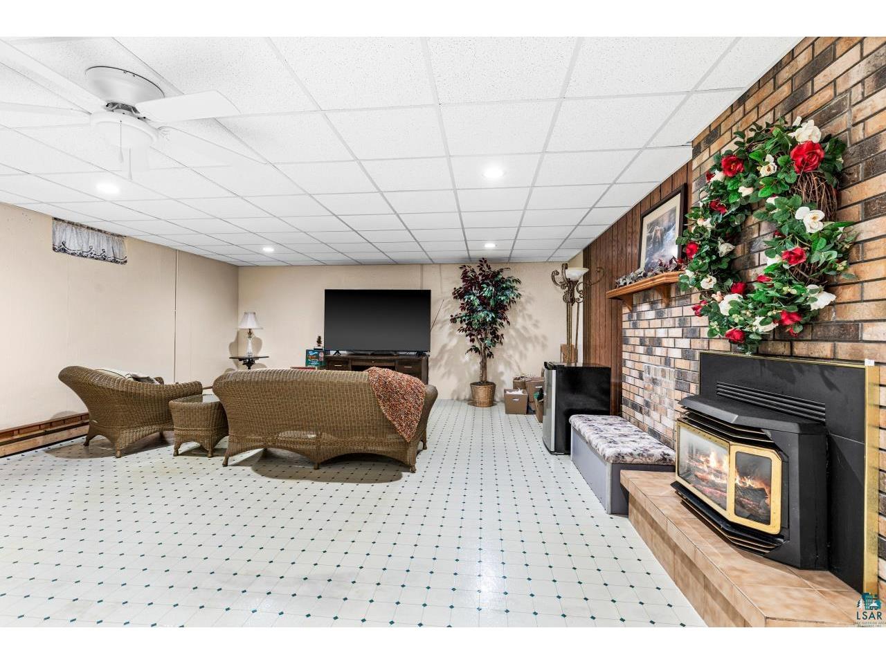 1708 E 8th St Superior WI 54880 6125110 image35