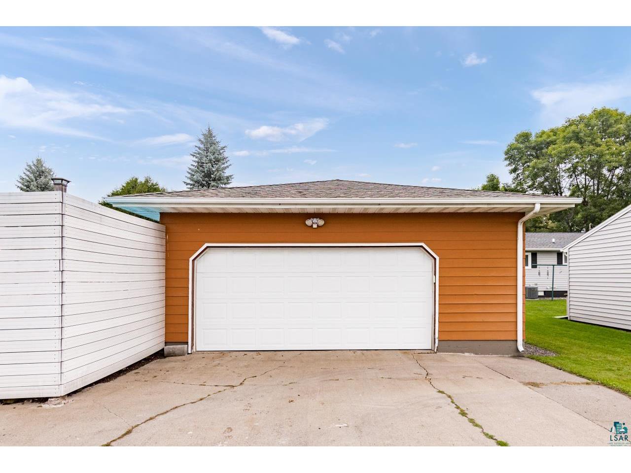 1708 E 8th St Superior WI 54880 6125110 image42