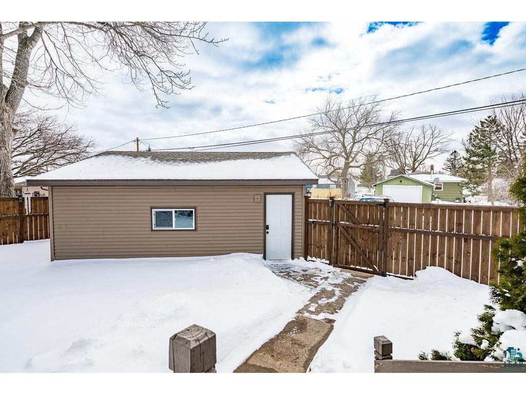 1714 E 4th St Superior WI 54880 6124093 image29