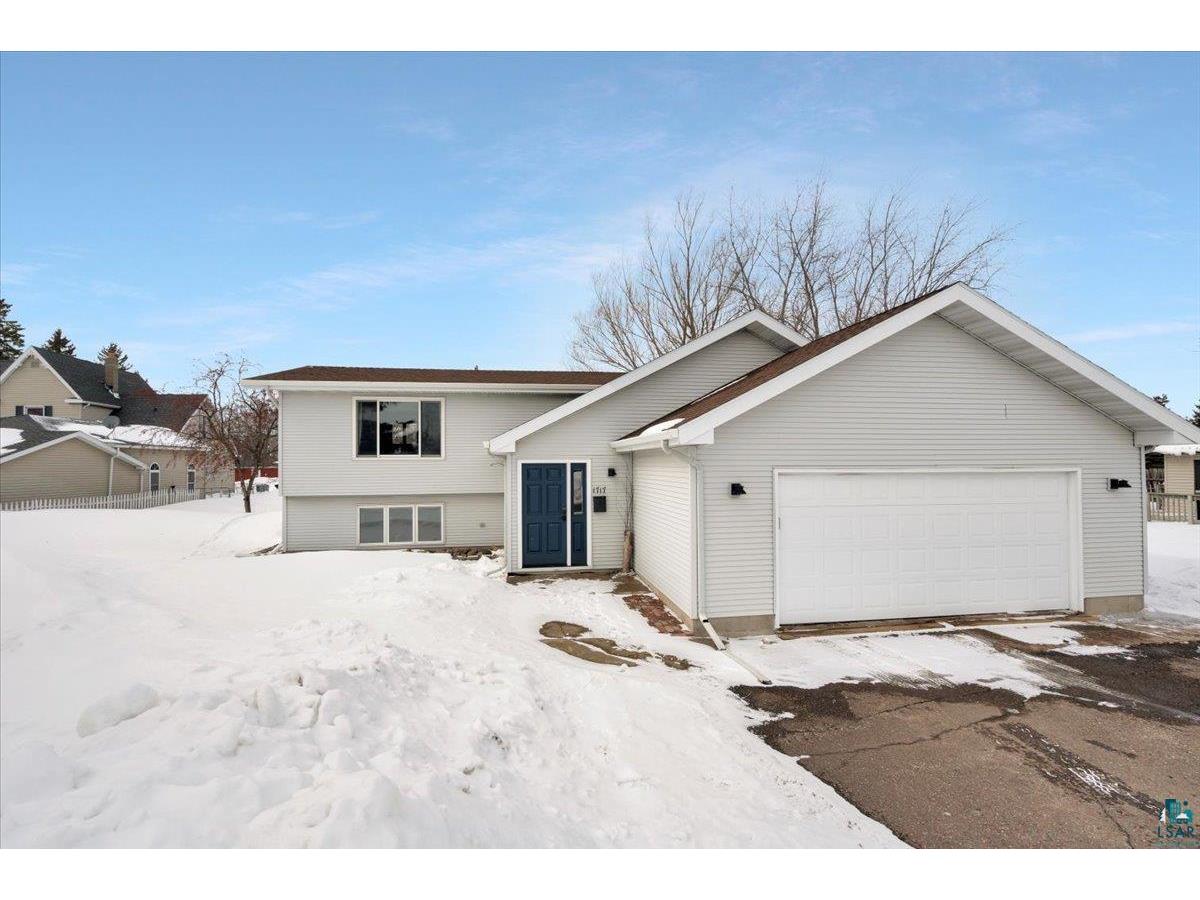 1717 Garfield Ave Superior WI 54880 6107202 image1