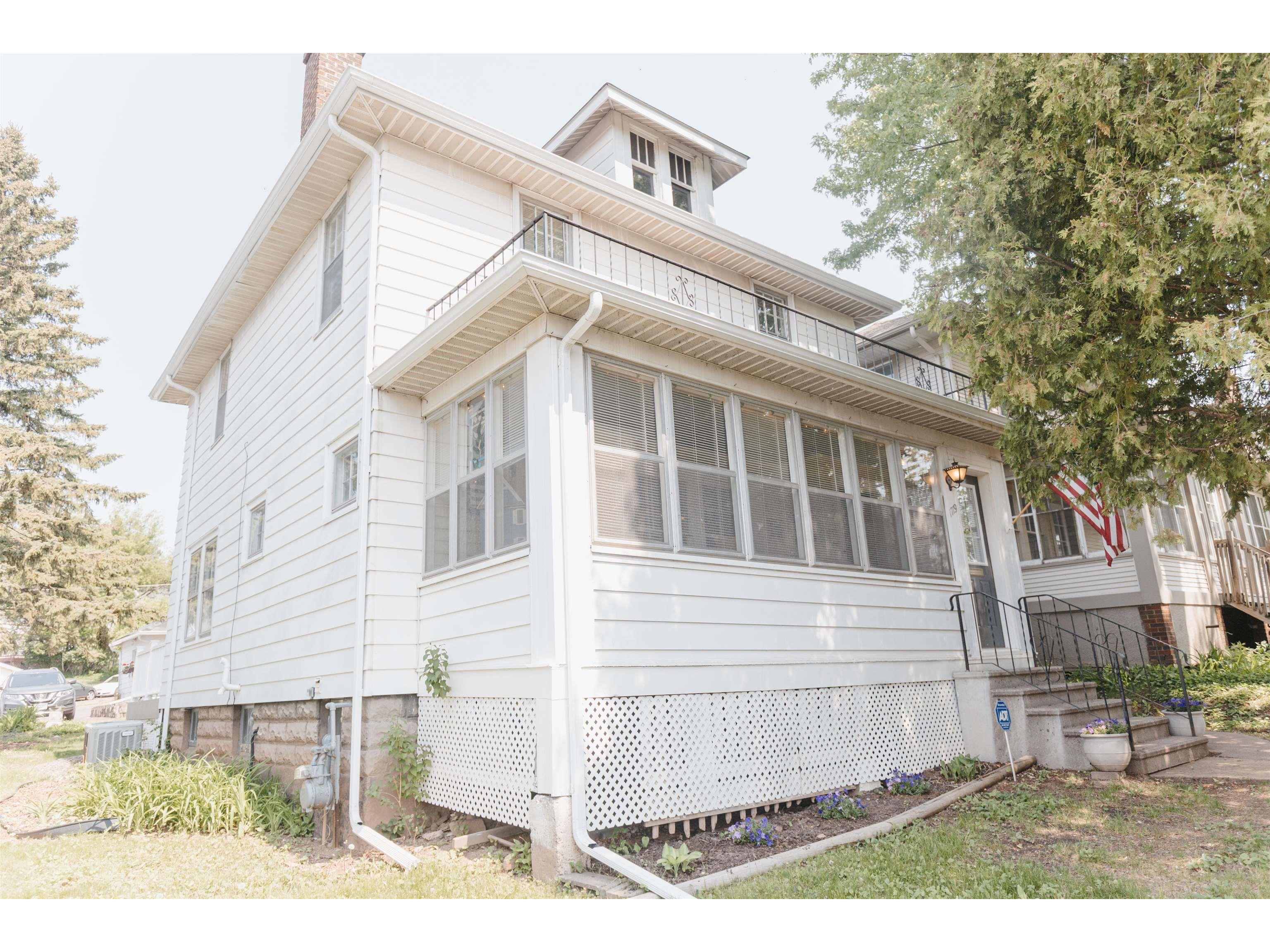 1719 E 8th St Duluth MN 55812 6119836 image1