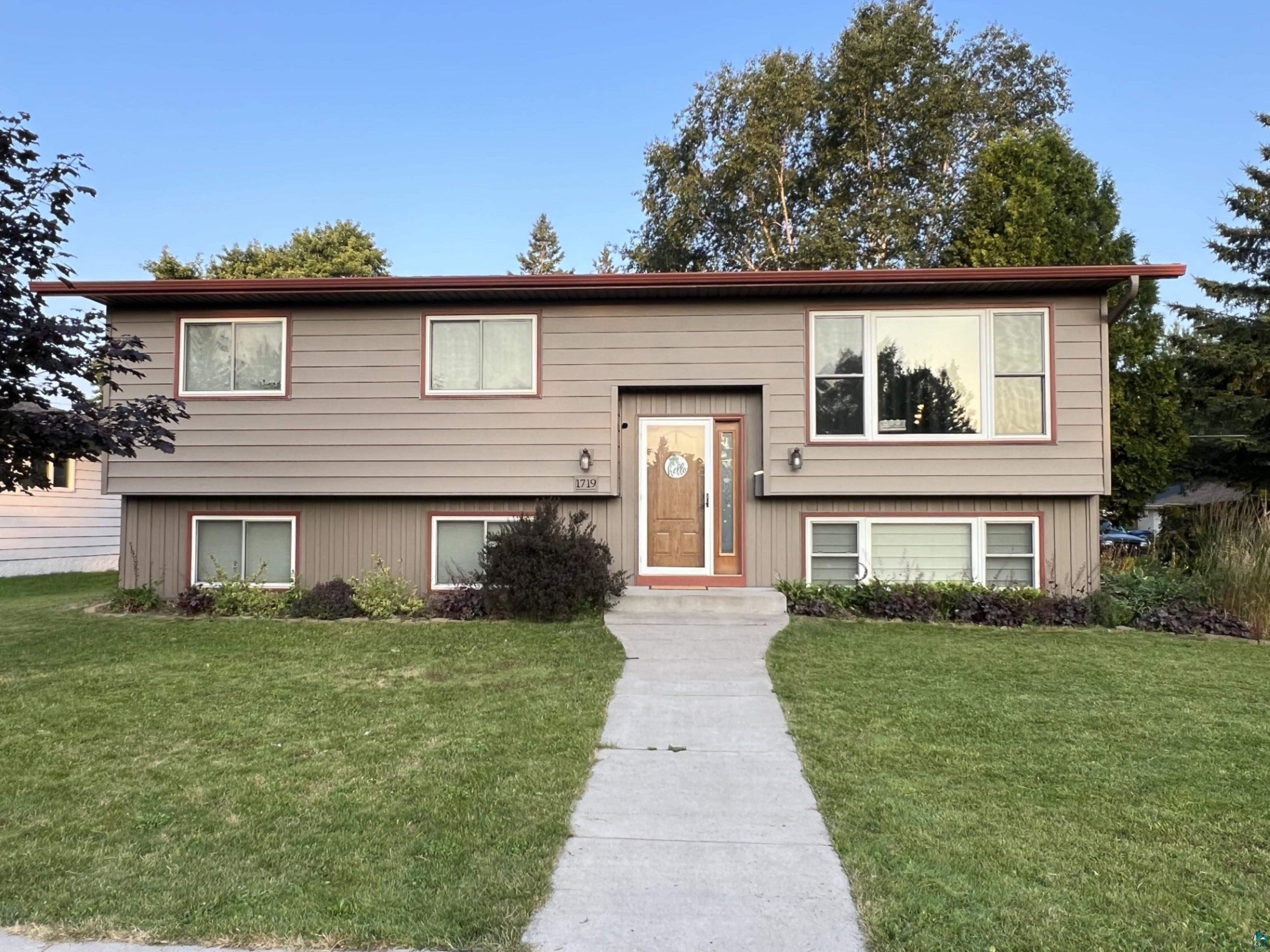 1719 Logan Ave Superior WI 54880 6115477 image1