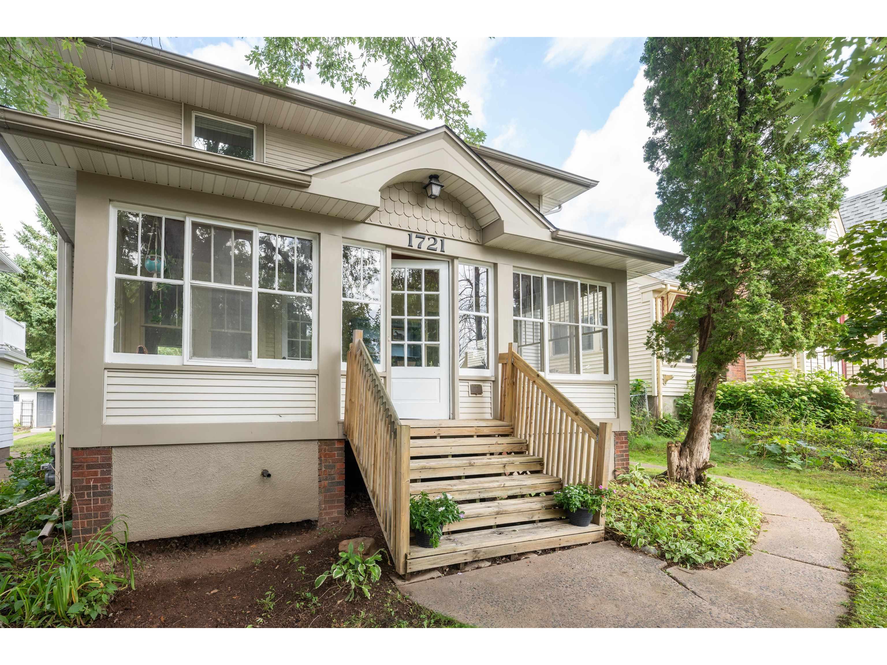 1721 E 8th St Duluth MN 55812 6121776 image1