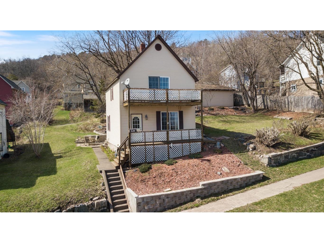 1721 W 2nd St Duluth MN 55806 6118997 image1