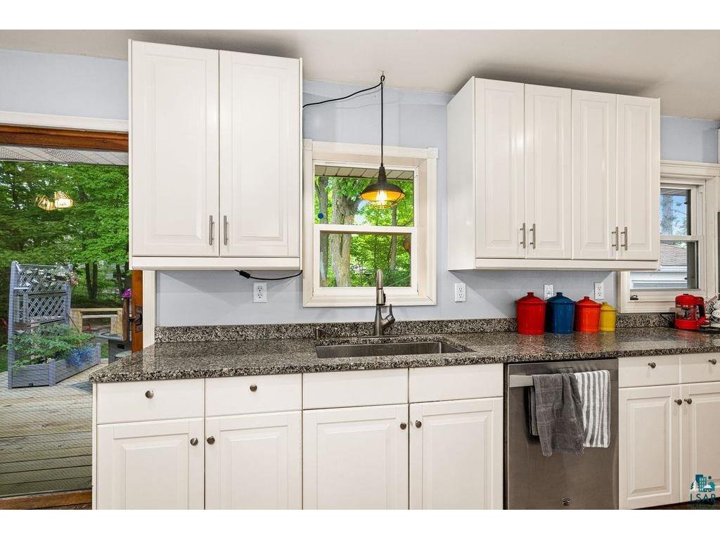1724 Warren Ave Duluth MN 55811 6125896 image13