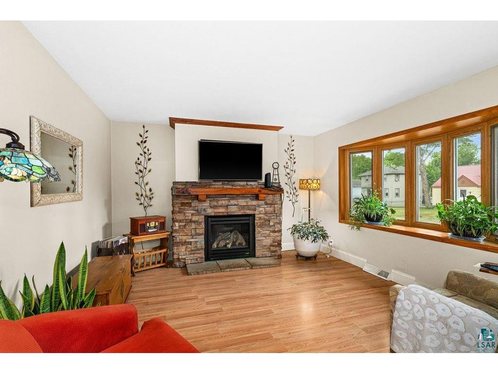 1724 Warren Ave Duluth MN 55811 6125896 image17