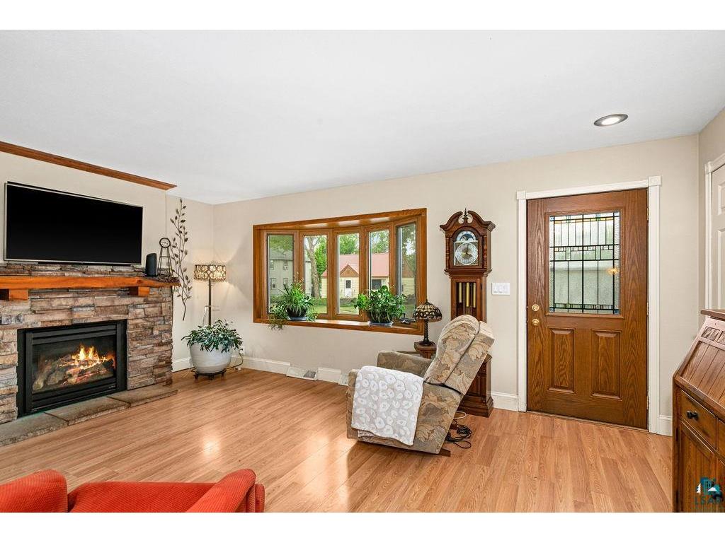 1724 Warren Ave Duluth MN 55811 6125896 image23