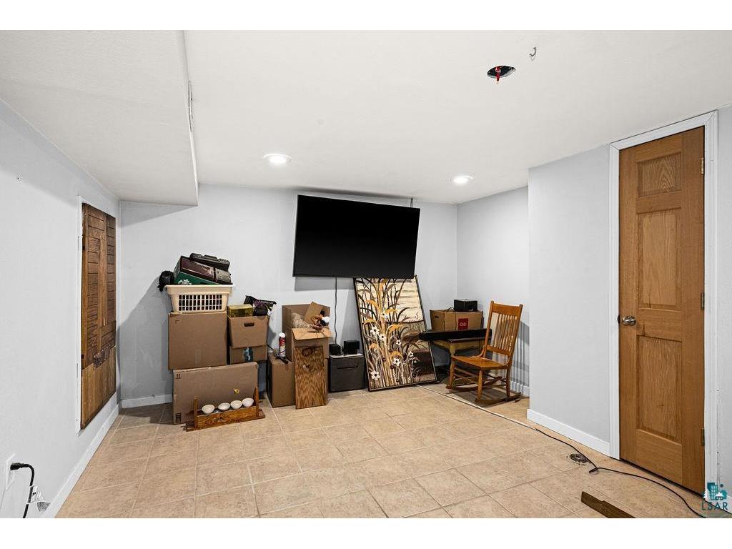 1724 Warren Ave Duluth MN 55811 6125896 image37