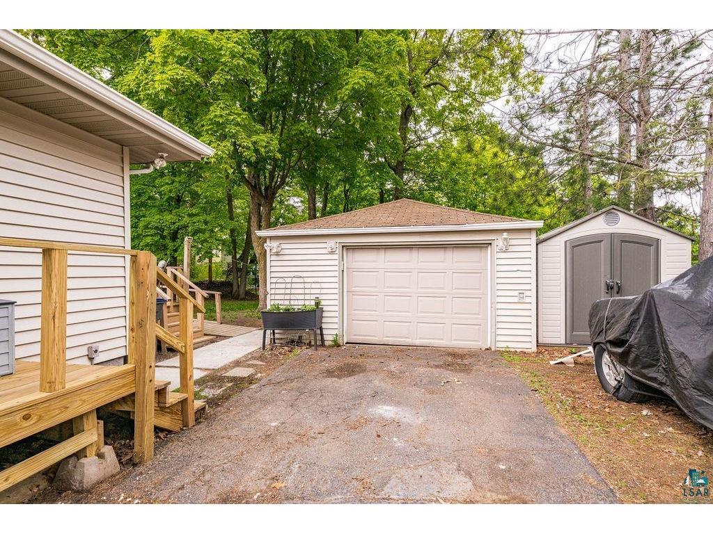 1724 Warren Ave Duluth MN 55811 6125896 image49