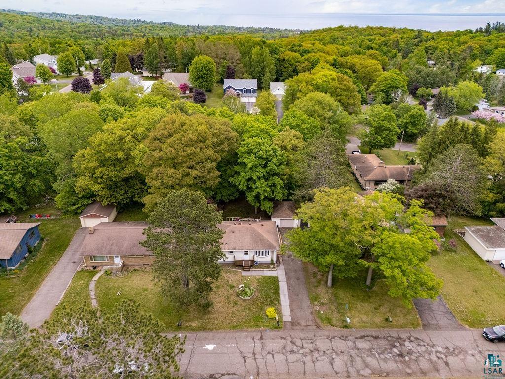 1724 Warren Ave Duluth MN 55811 6125896 image59