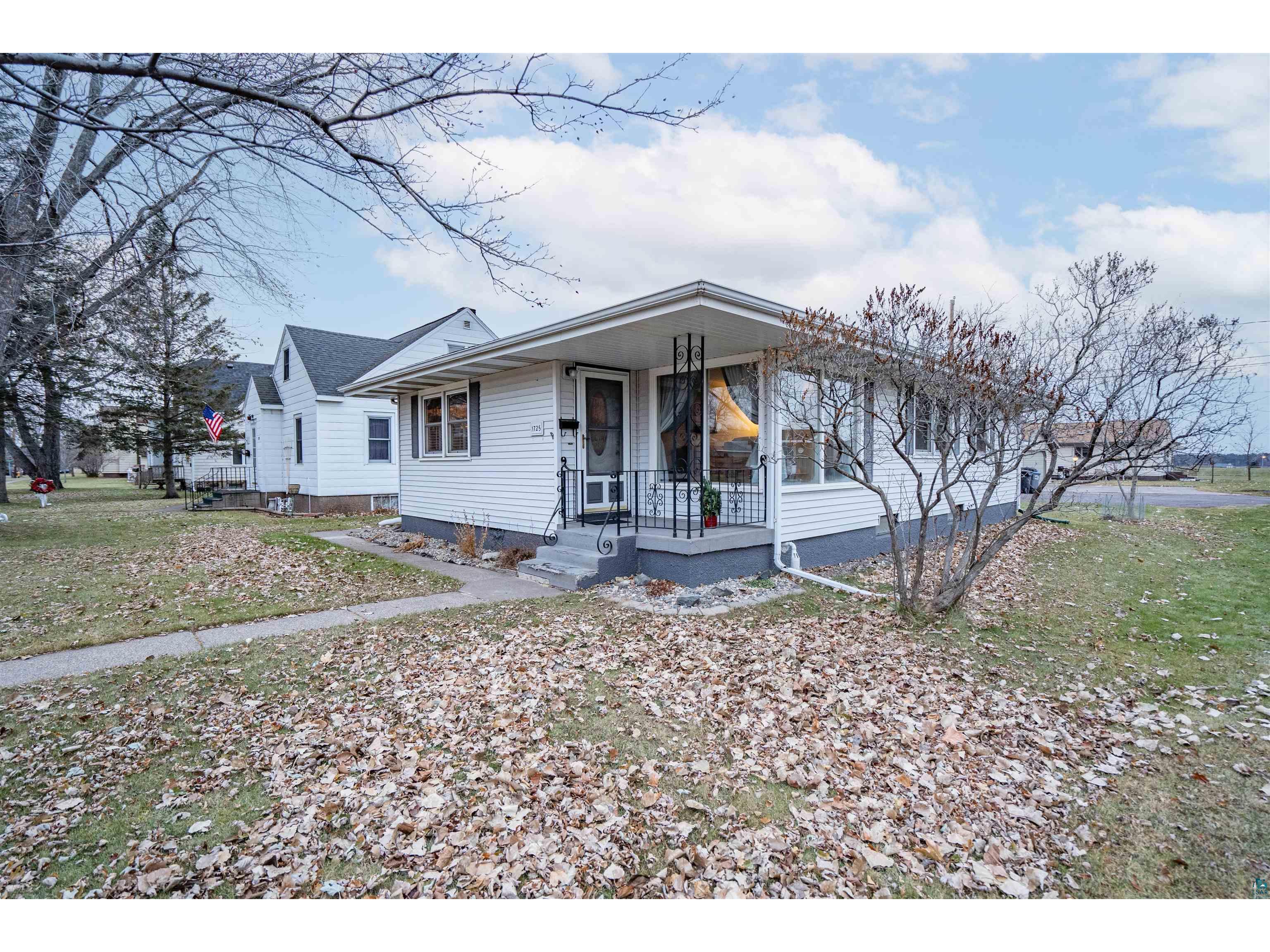 1725 E 4th St Superior WI 54880 6111727 image1